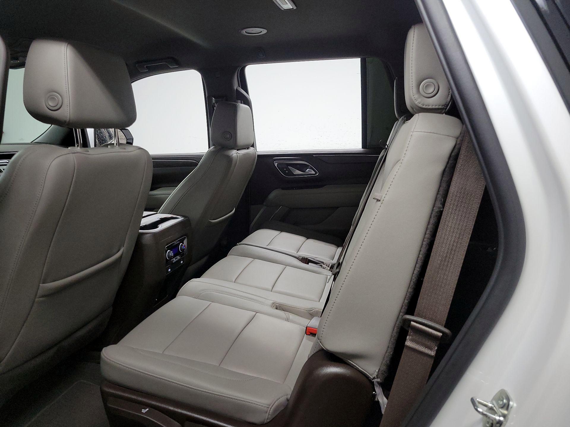 Thumbnail: 2023 Chevrolet Tahoe - 17