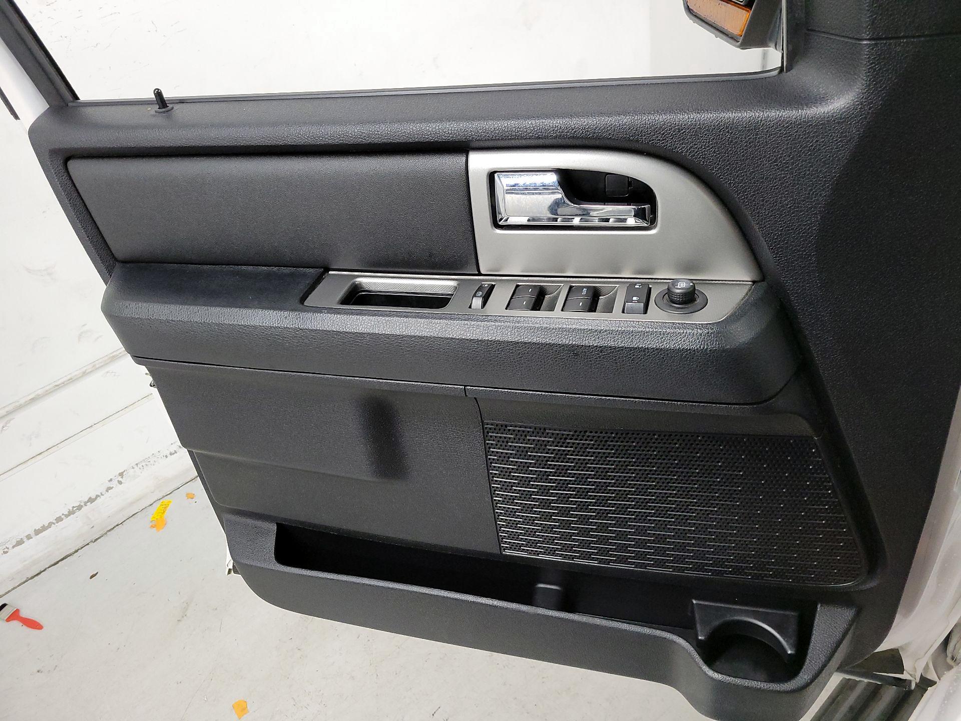 Thumbnail: 2017 Ford Expedition EL - 10