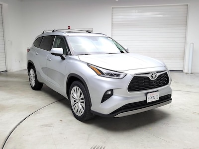 2023 Toyota Highlander Platinum