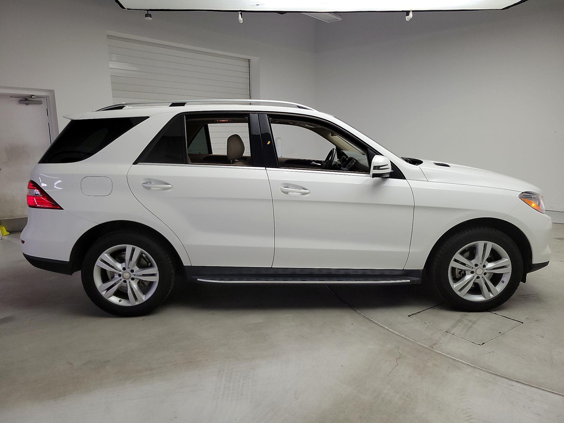 Thumbnail: 2015 Mercedes-Benz M-Class - 4