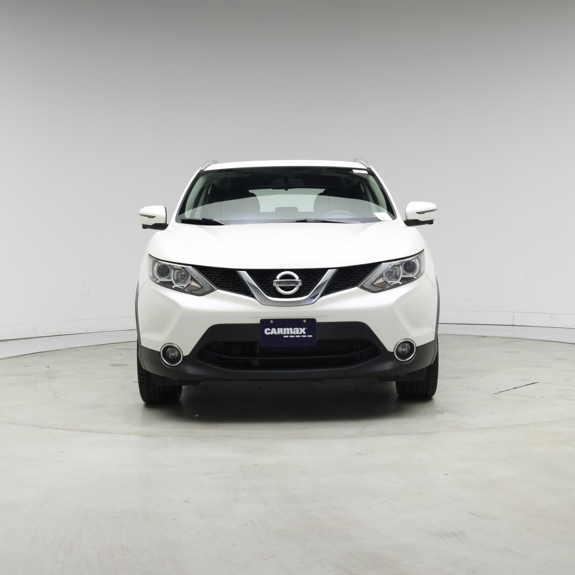 Thumbnail: 2017 Nissan Rogue Sport - 5