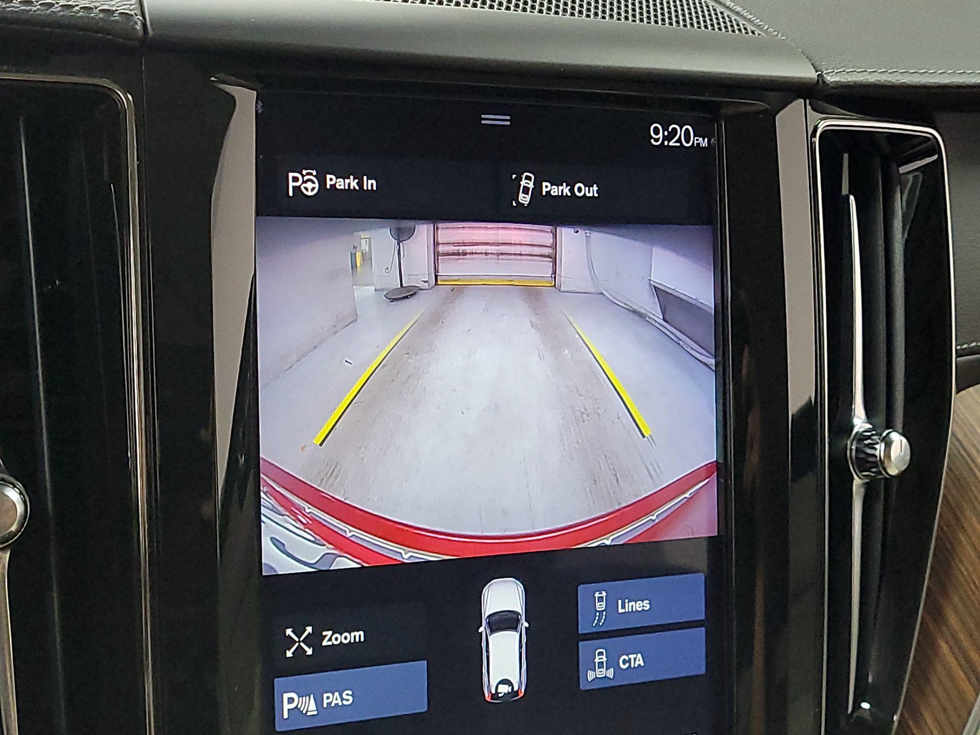 Thumbnail: 2019 Volvo XC60 - 13