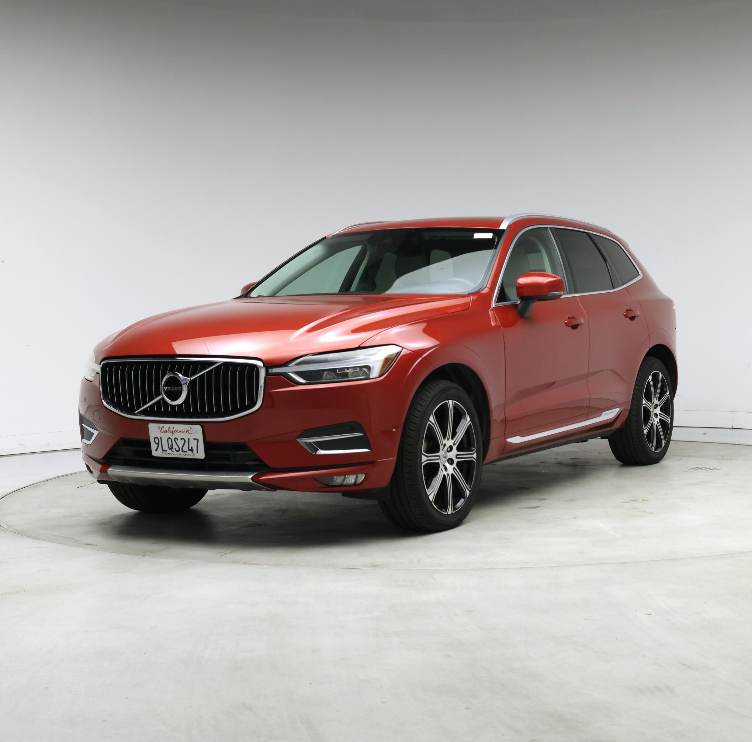 Thumbnail: 2019 Volvo XC60 - 4