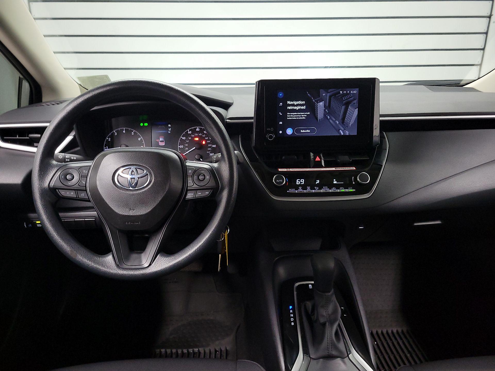 Thumbnail: 2025 Toyota Corolla - 9