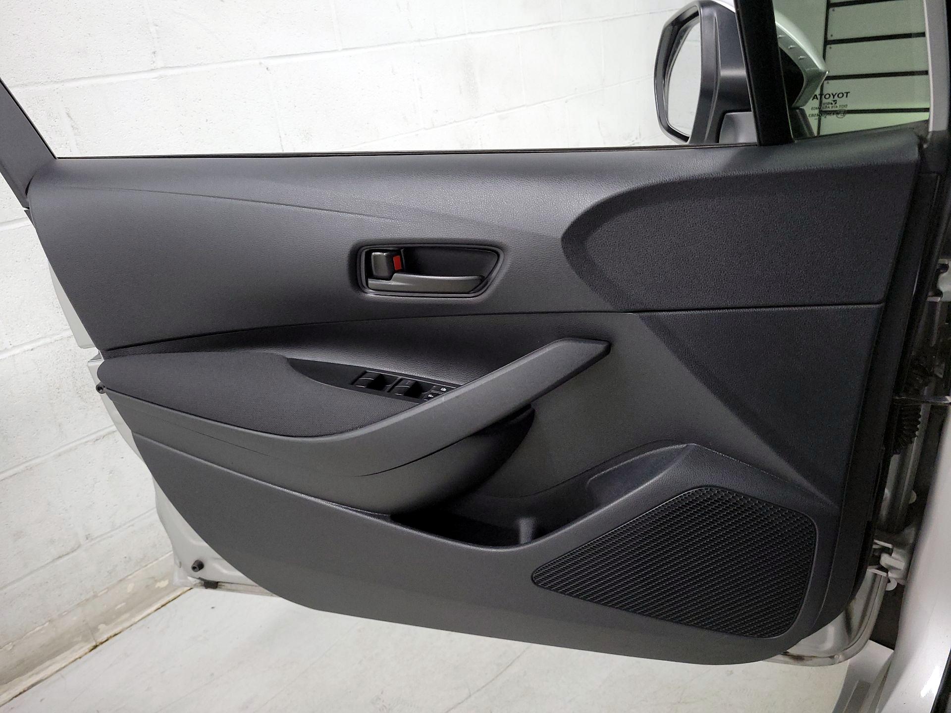 Thumbnail: 2025 Toyota Corolla - 12