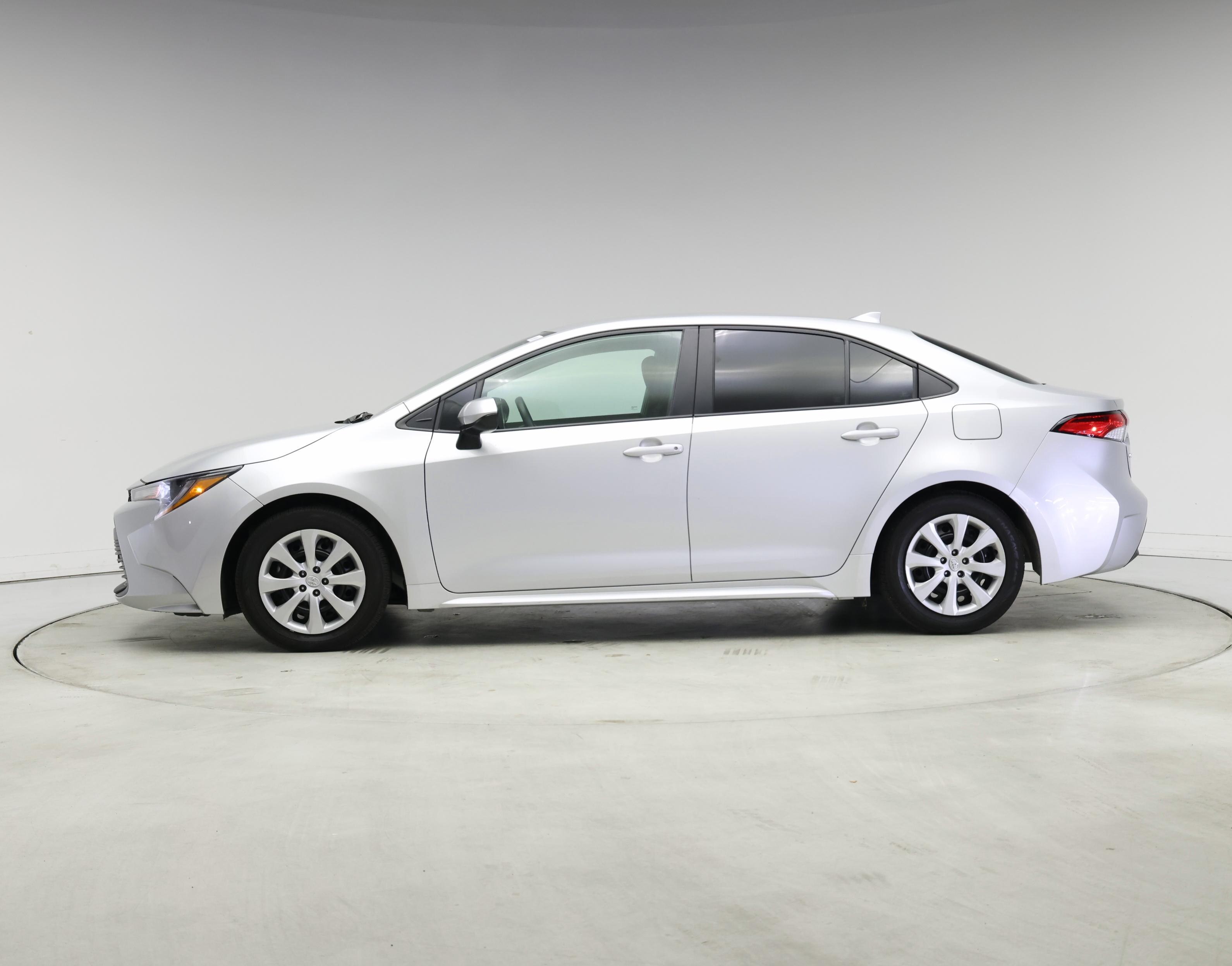 Thumbnail: 2025 Toyota Corolla - 3