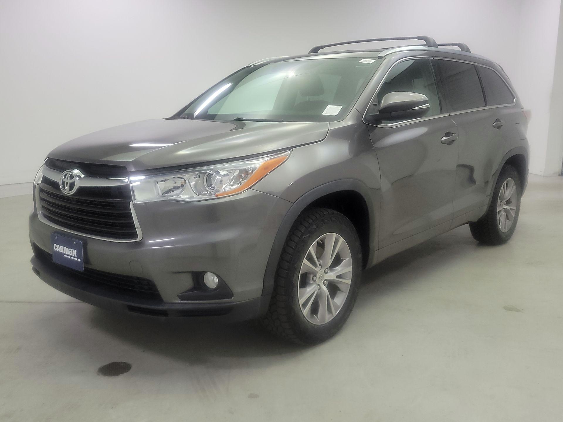 Thumbnail: 2015 Toyota Highlander - 3