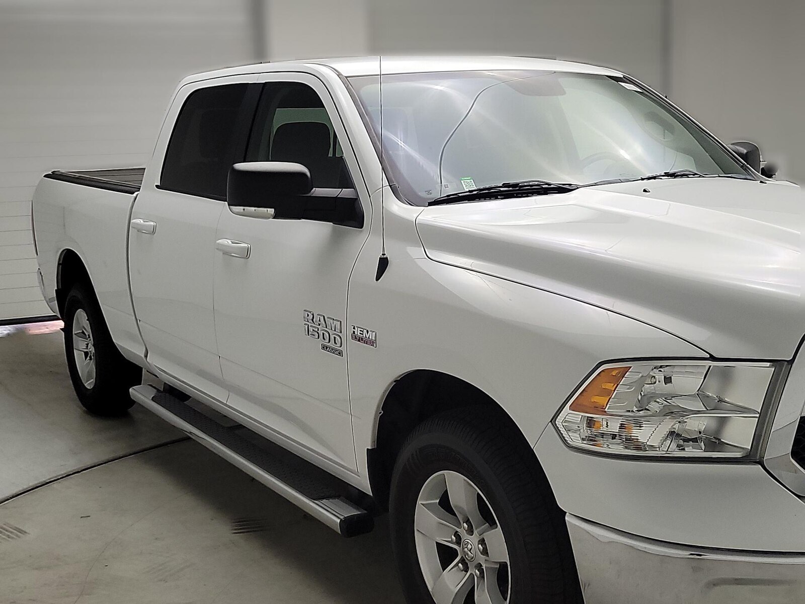 2020 RAM Ram 1500 Classic SLT