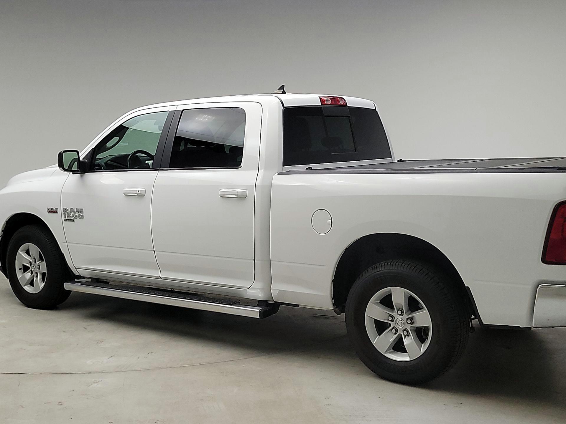 Thumbnail: 2020 RAM 1500 Classic - 7