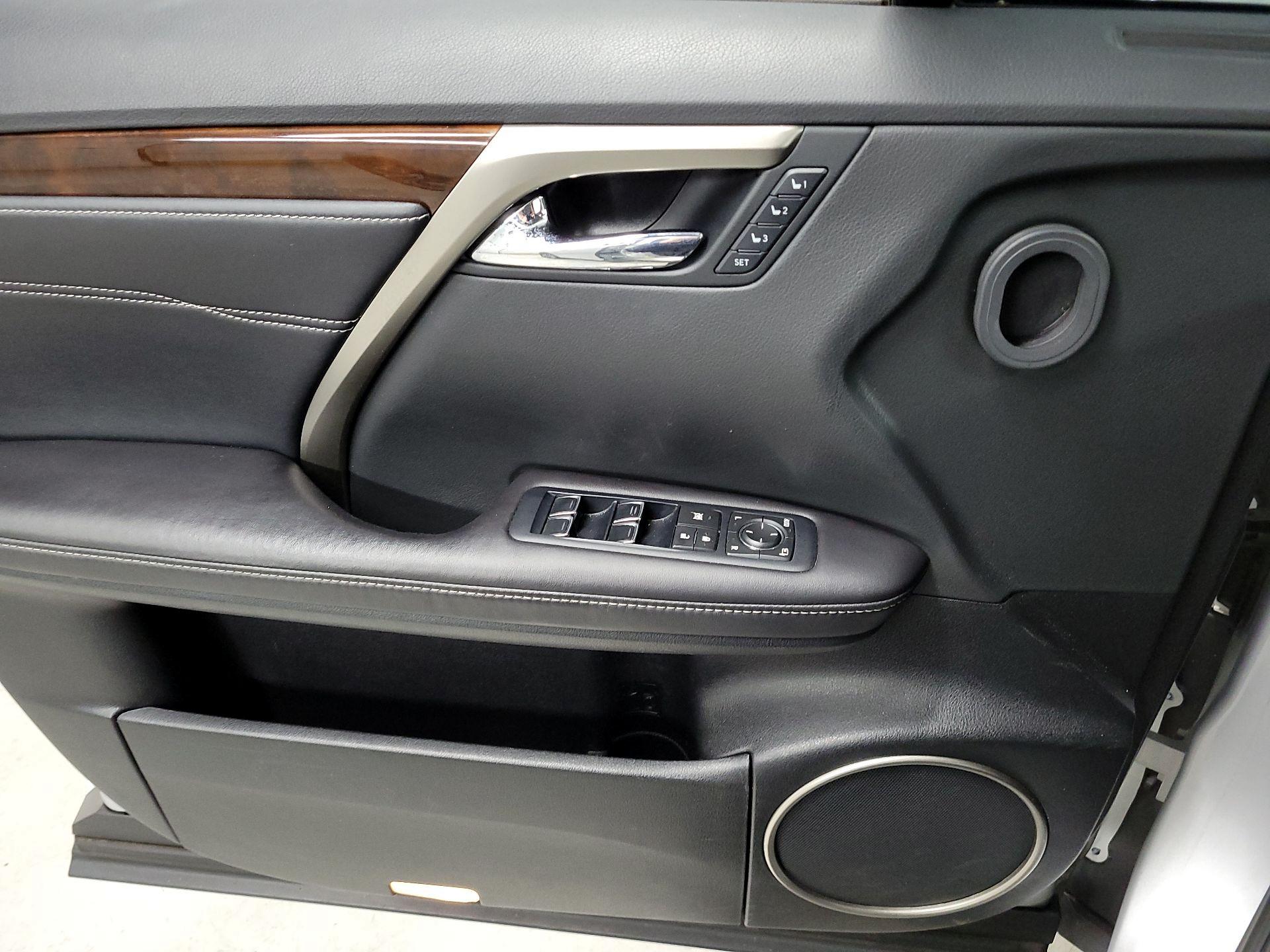 Thumbnail: 2017 Lexus RX - 12