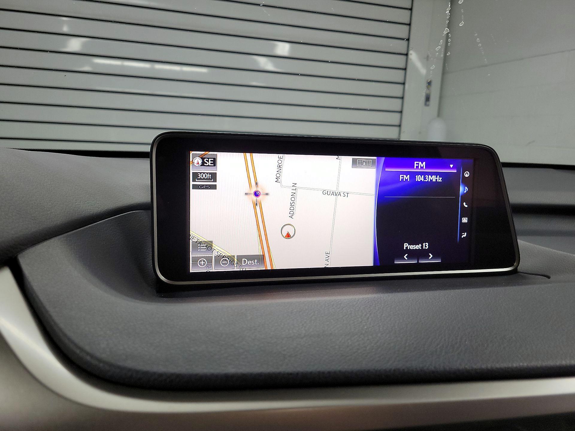 Thumbnail: 2017 Lexus RX - 14