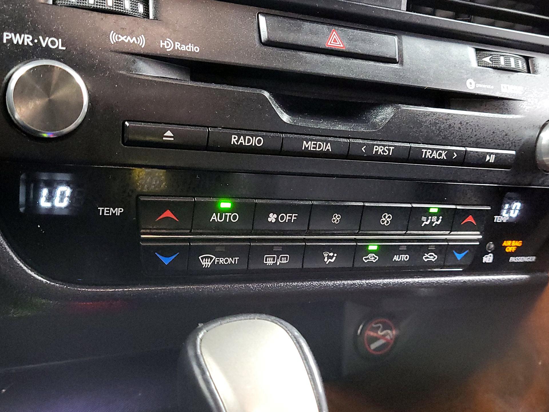 Thumbnail: 2017 Lexus RX - 17