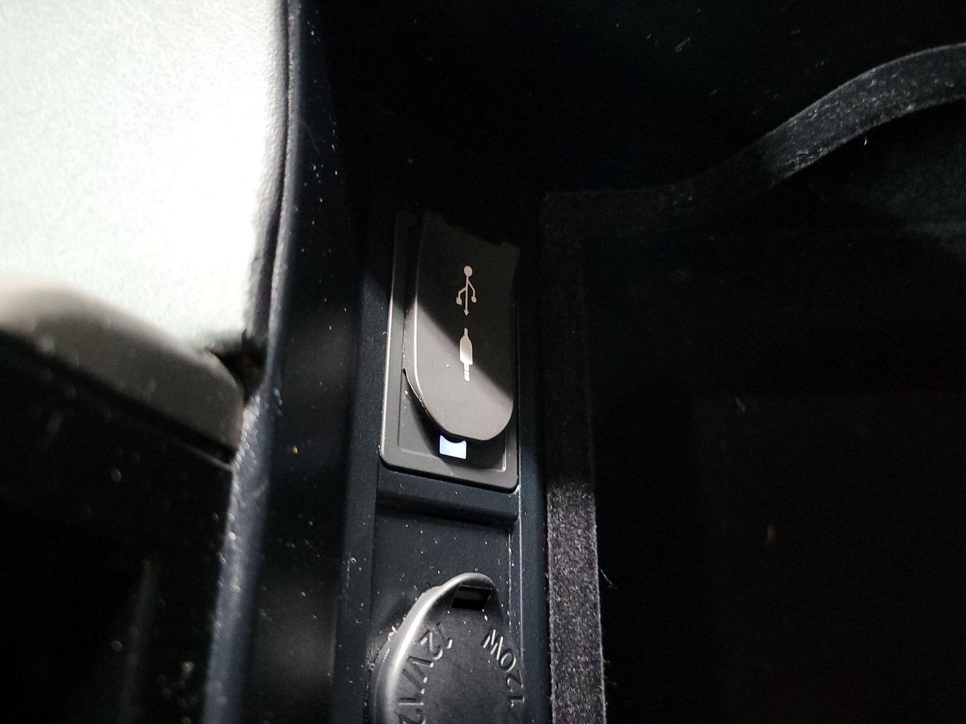 Thumbnail: 2017 Lexus RX - 19