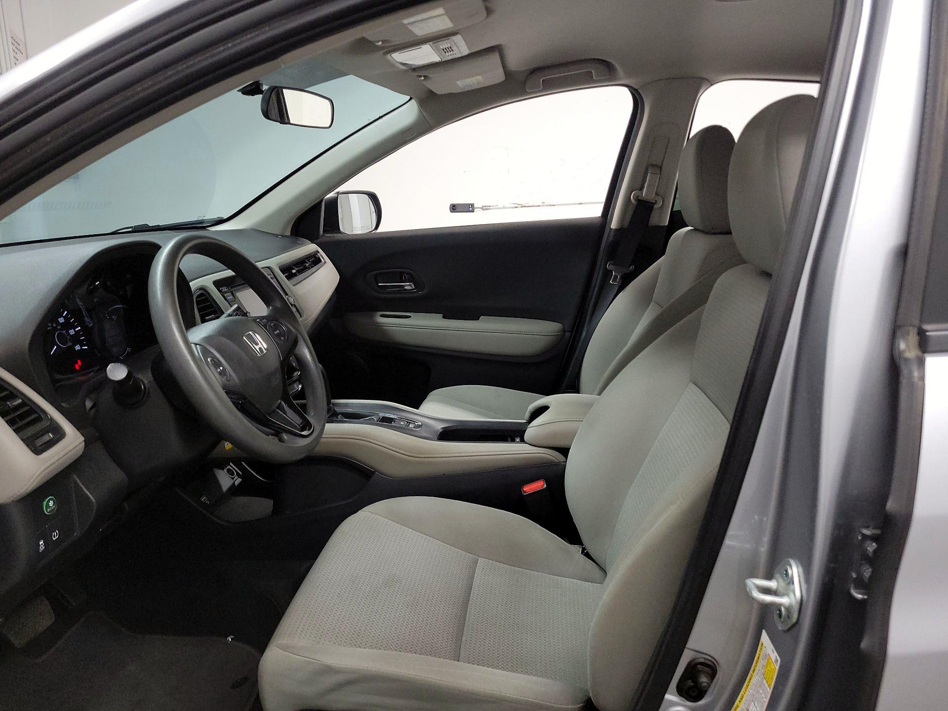 Thumbnail: 2022 Honda HR-V - 11