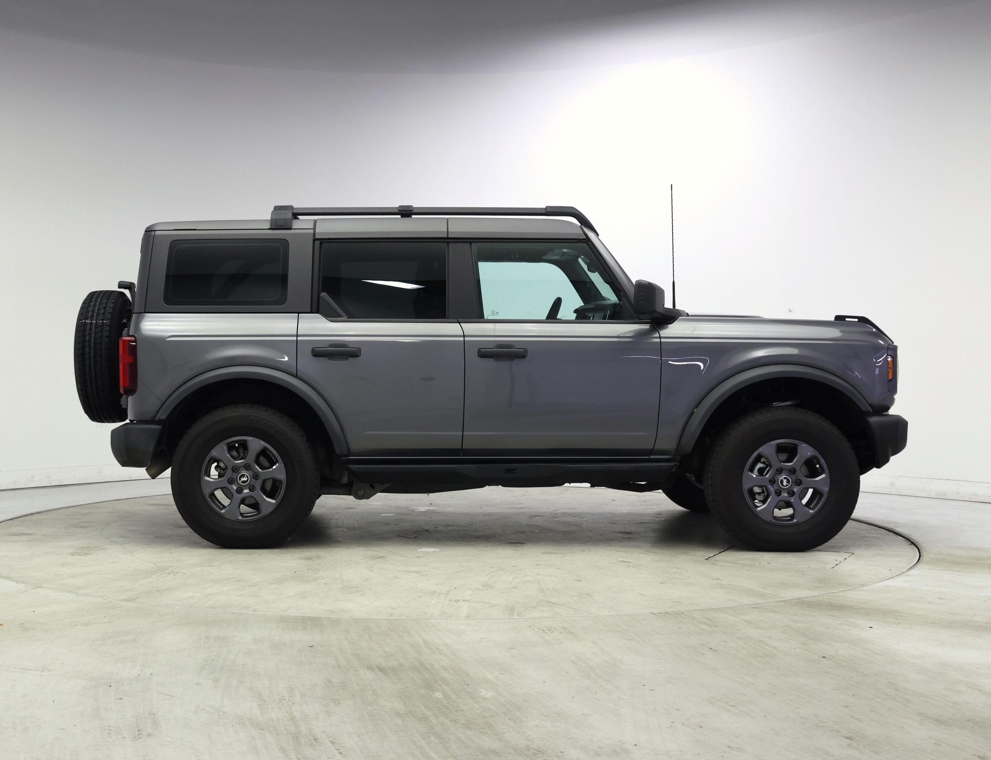 Thumbnail: 2023 Ford Bronco - 7