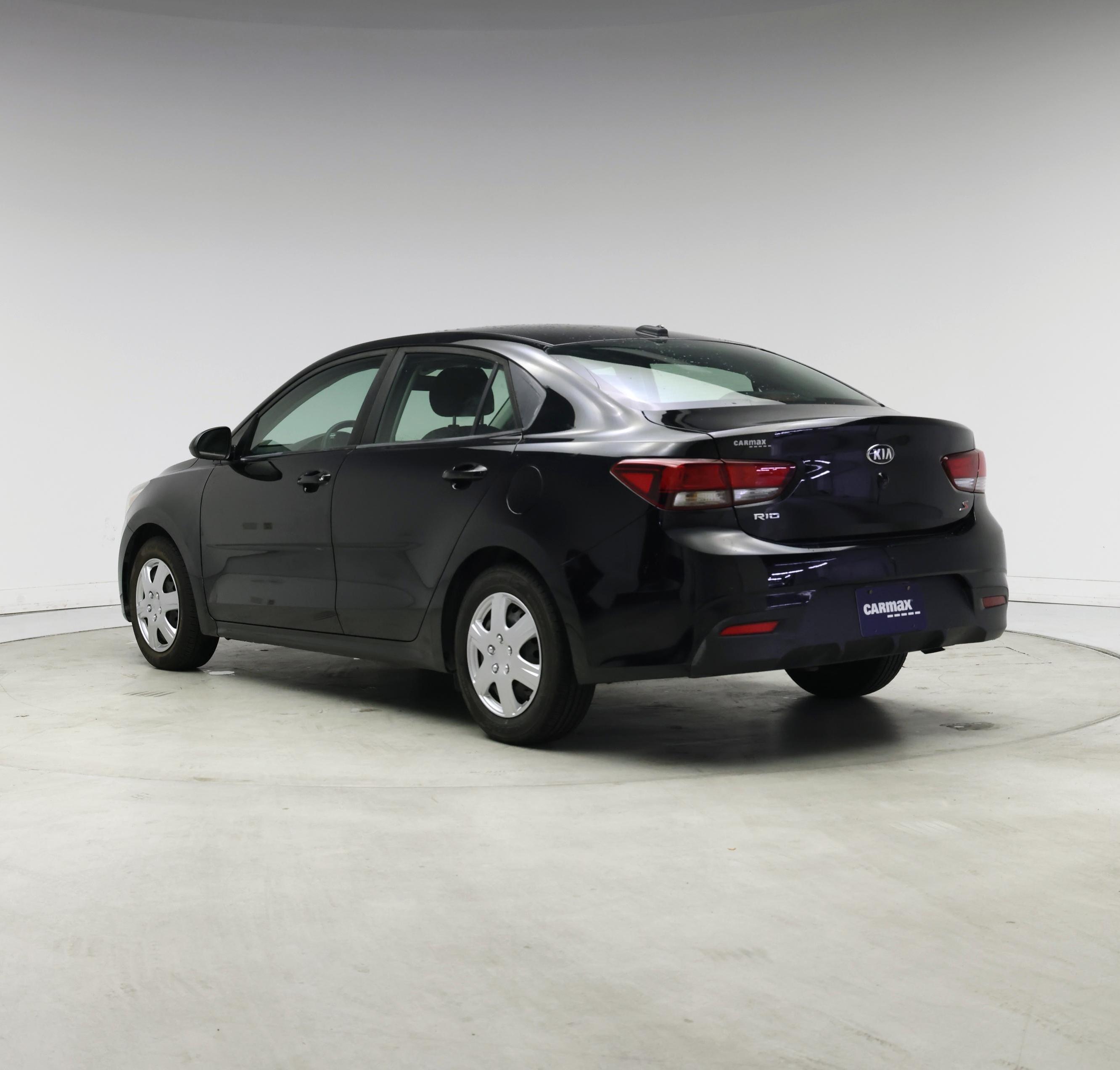 Thumbnail: 2018 Kia Rio - 2