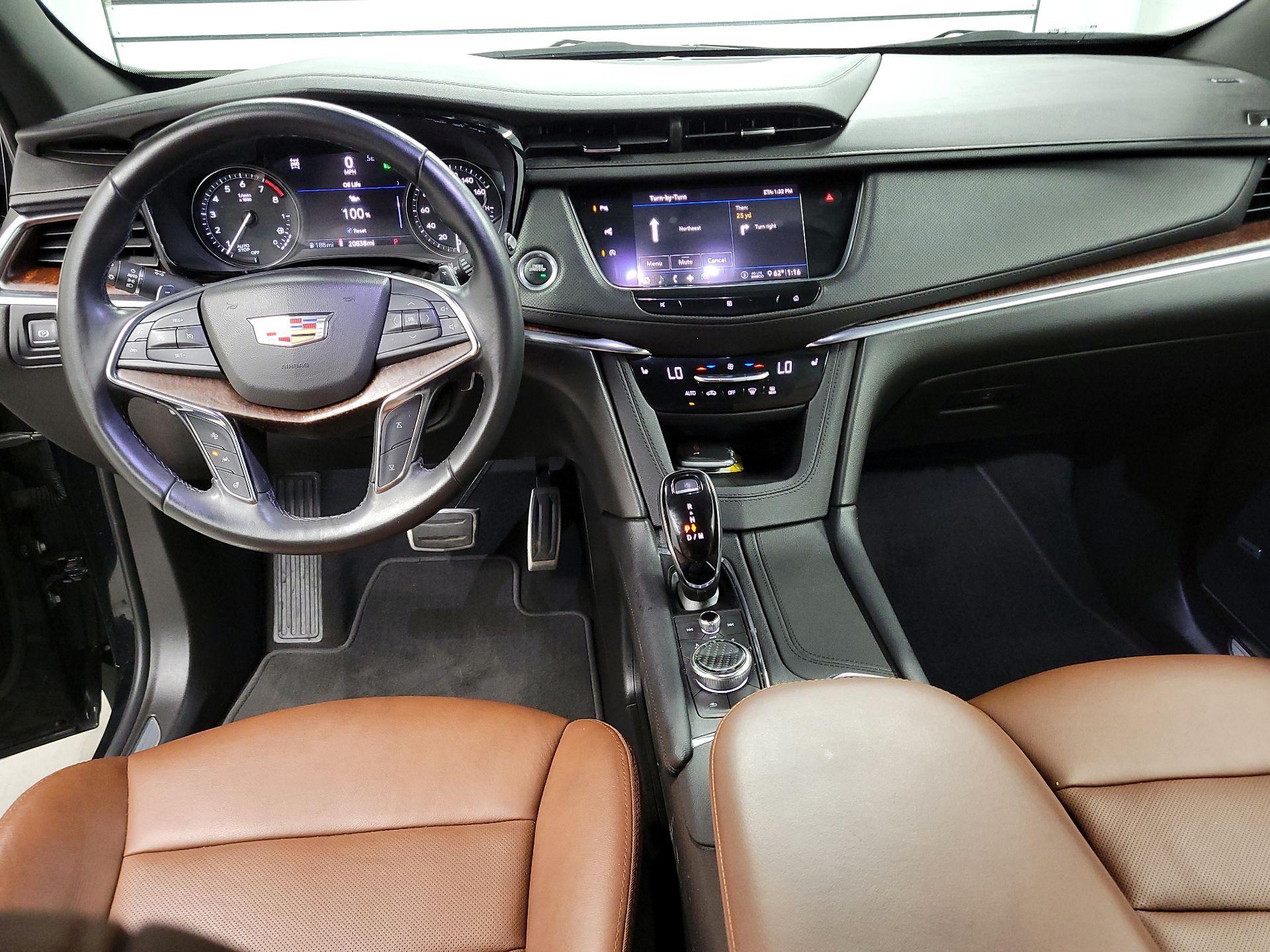 Thumbnail: 2020 Cadillac XT5 - 9