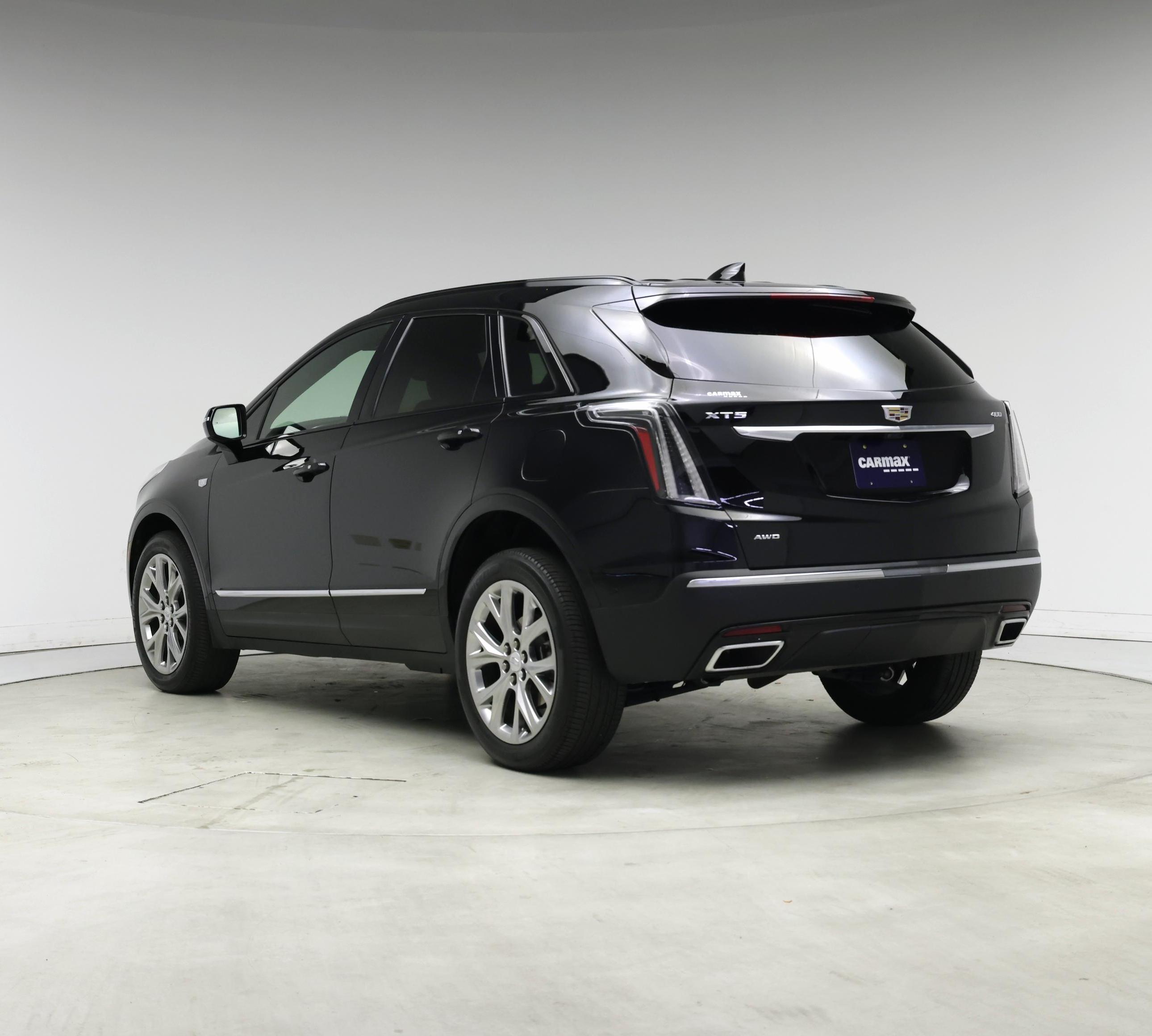 Thumbnail: 2020 Cadillac XT5 - 2