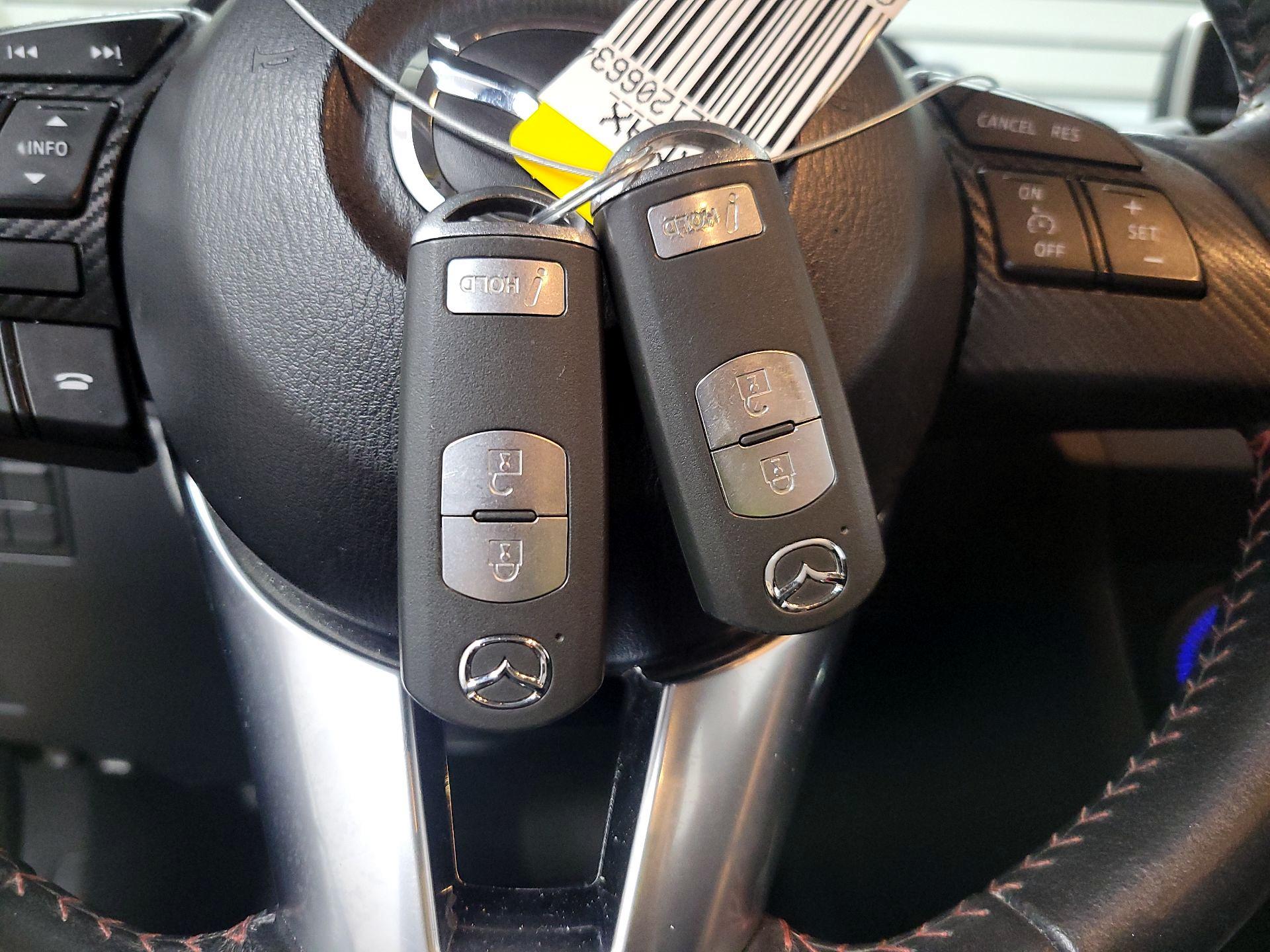 Thumbnail: 2014 Mazda Mazda3 - 17