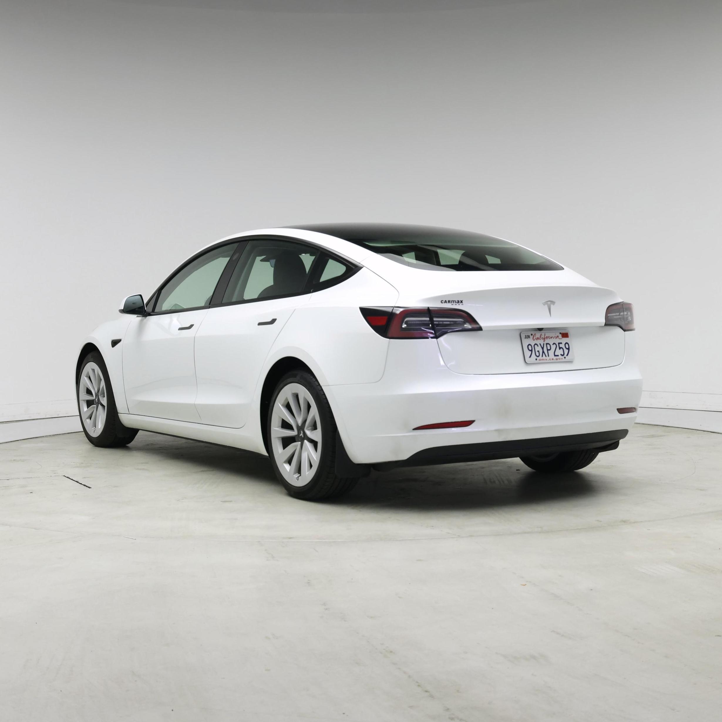 Thumbnail: 2023 Tesla Model 3 - 2