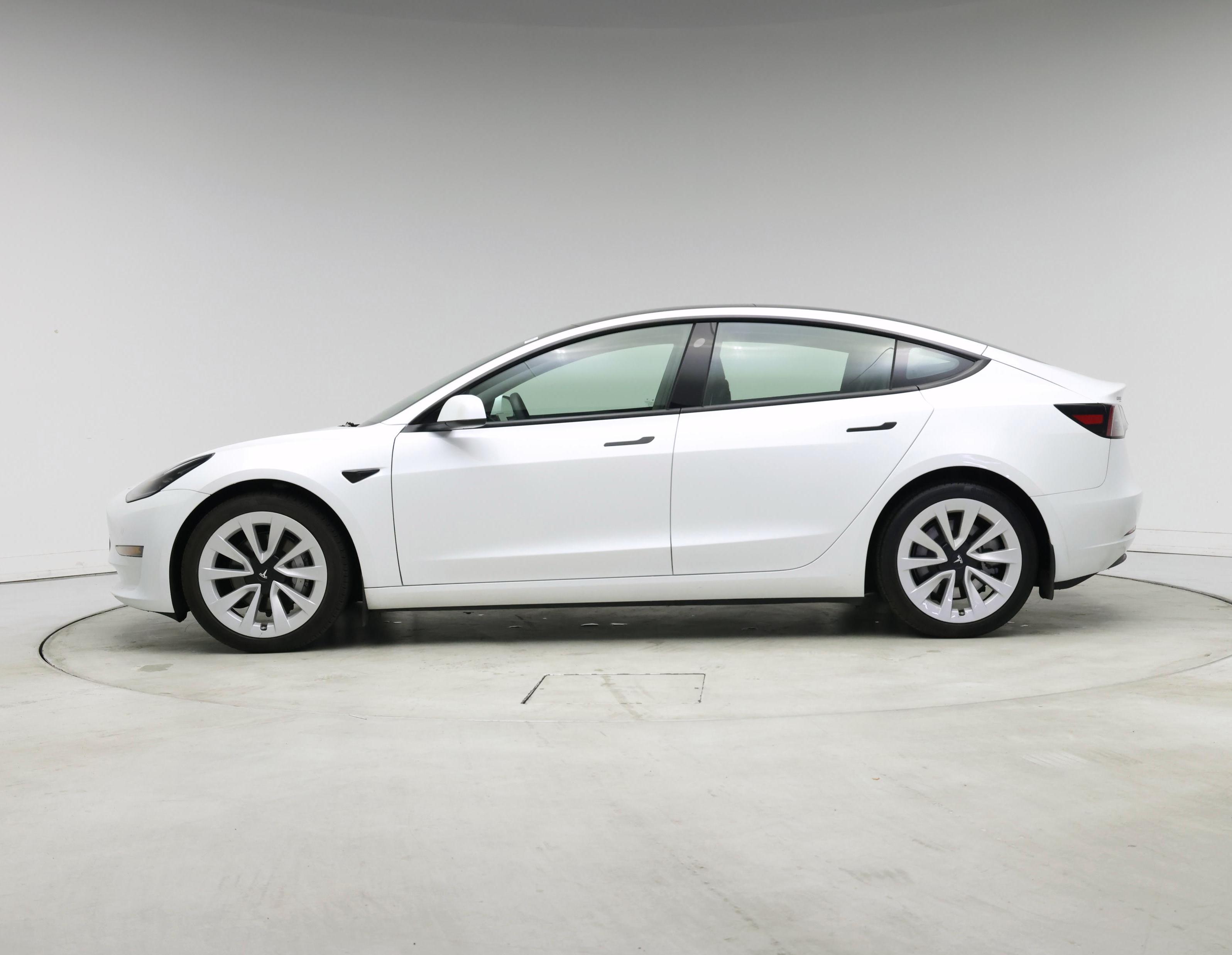 Thumbnail: 2023 Tesla Model 3 - 3