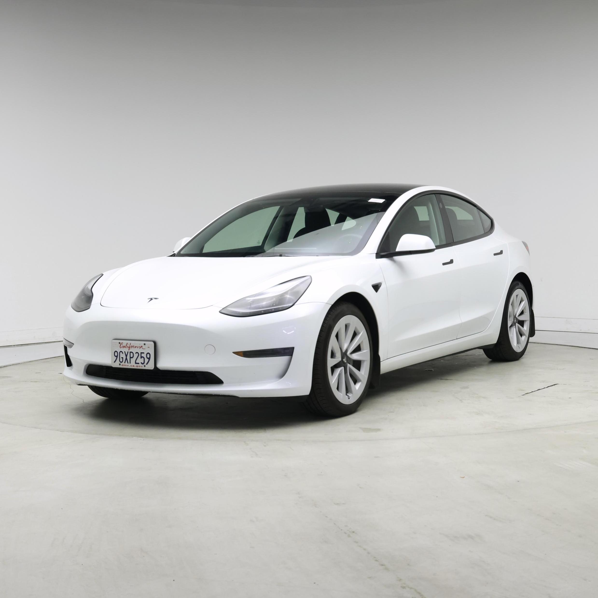 Thumbnail: 2023 Tesla Model 3 - 4