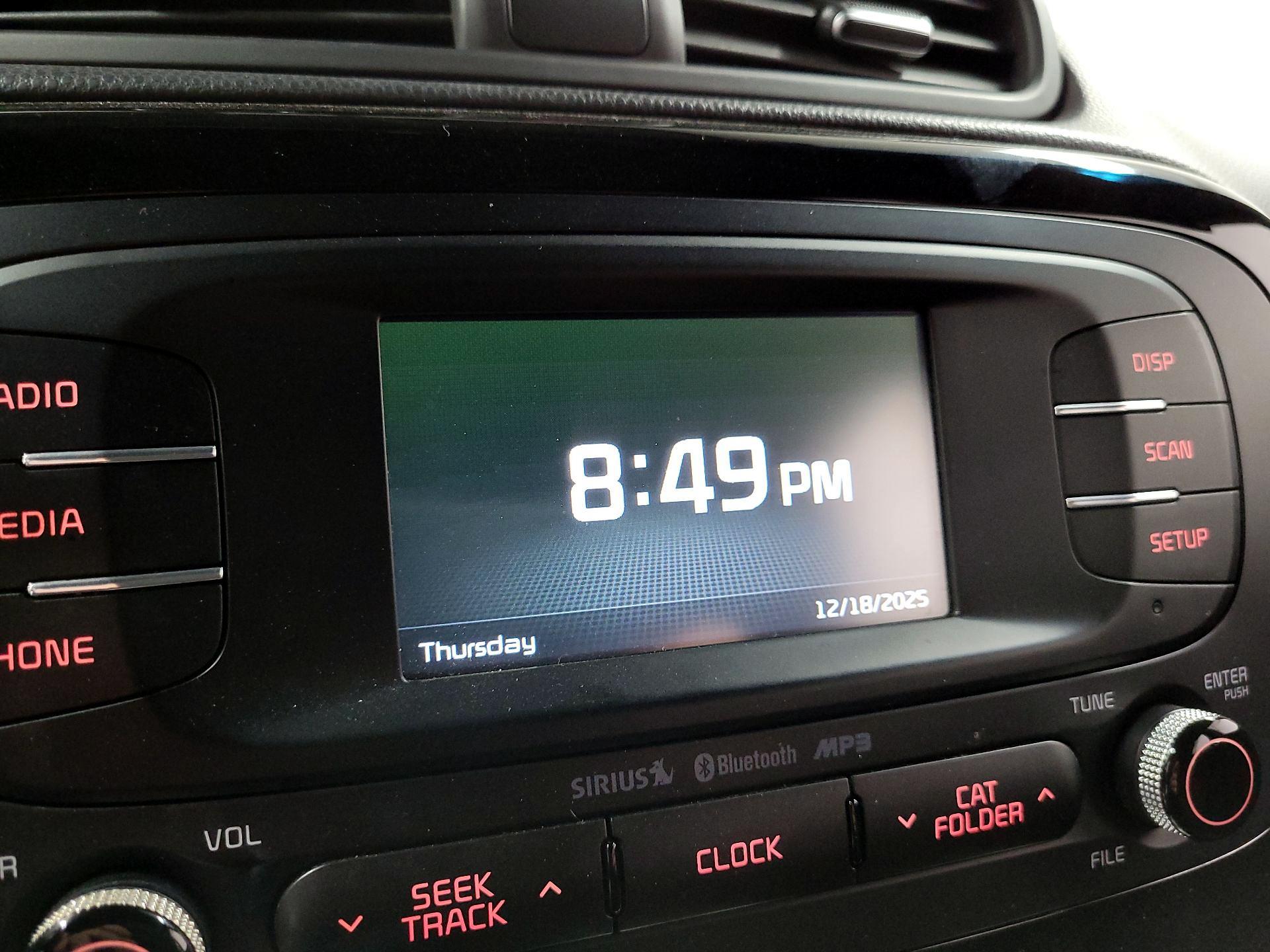 Thumbnail: 2016 Kia Soul - 11