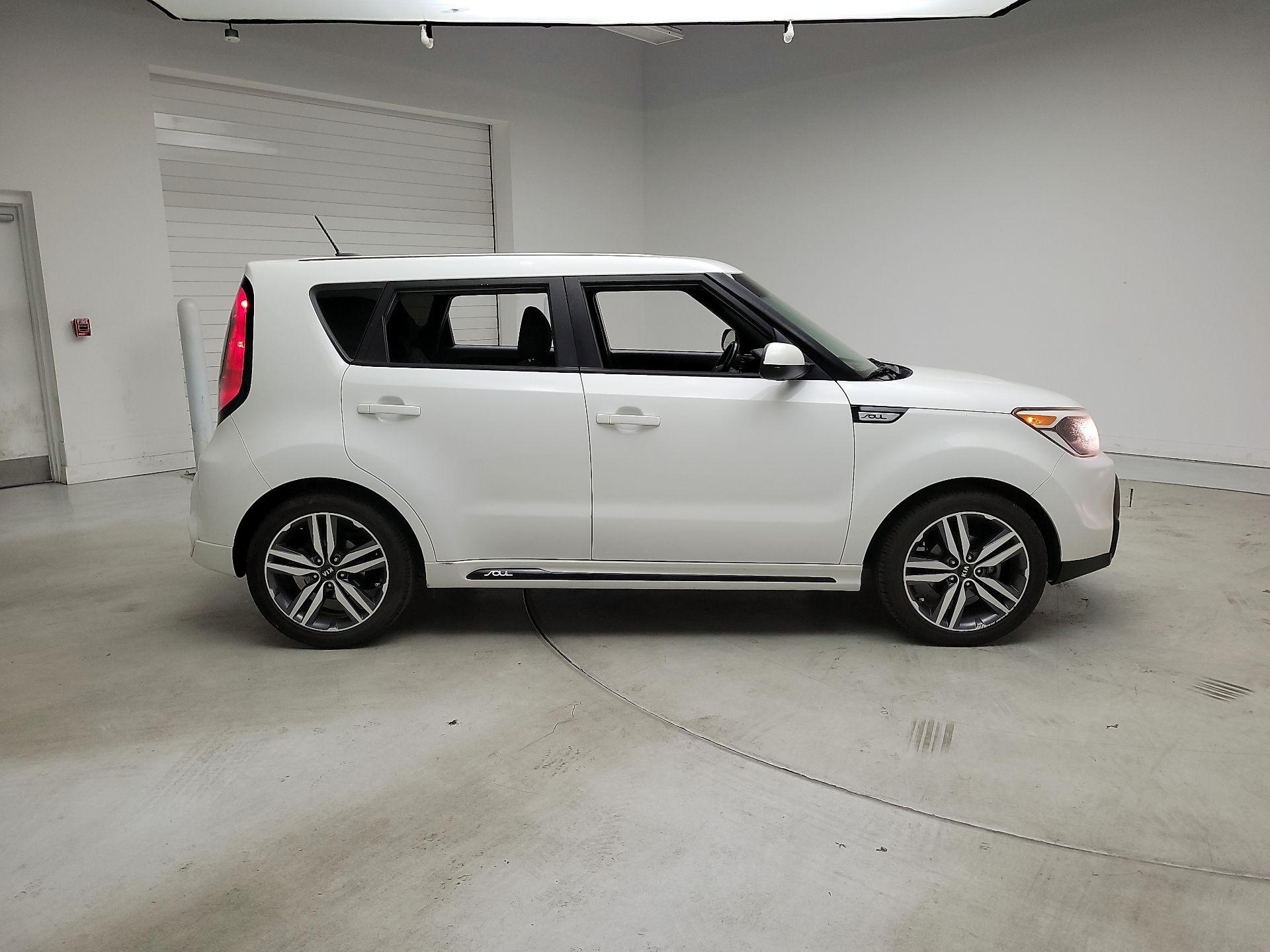 Thumbnail: 2016 Kia Soul - 4