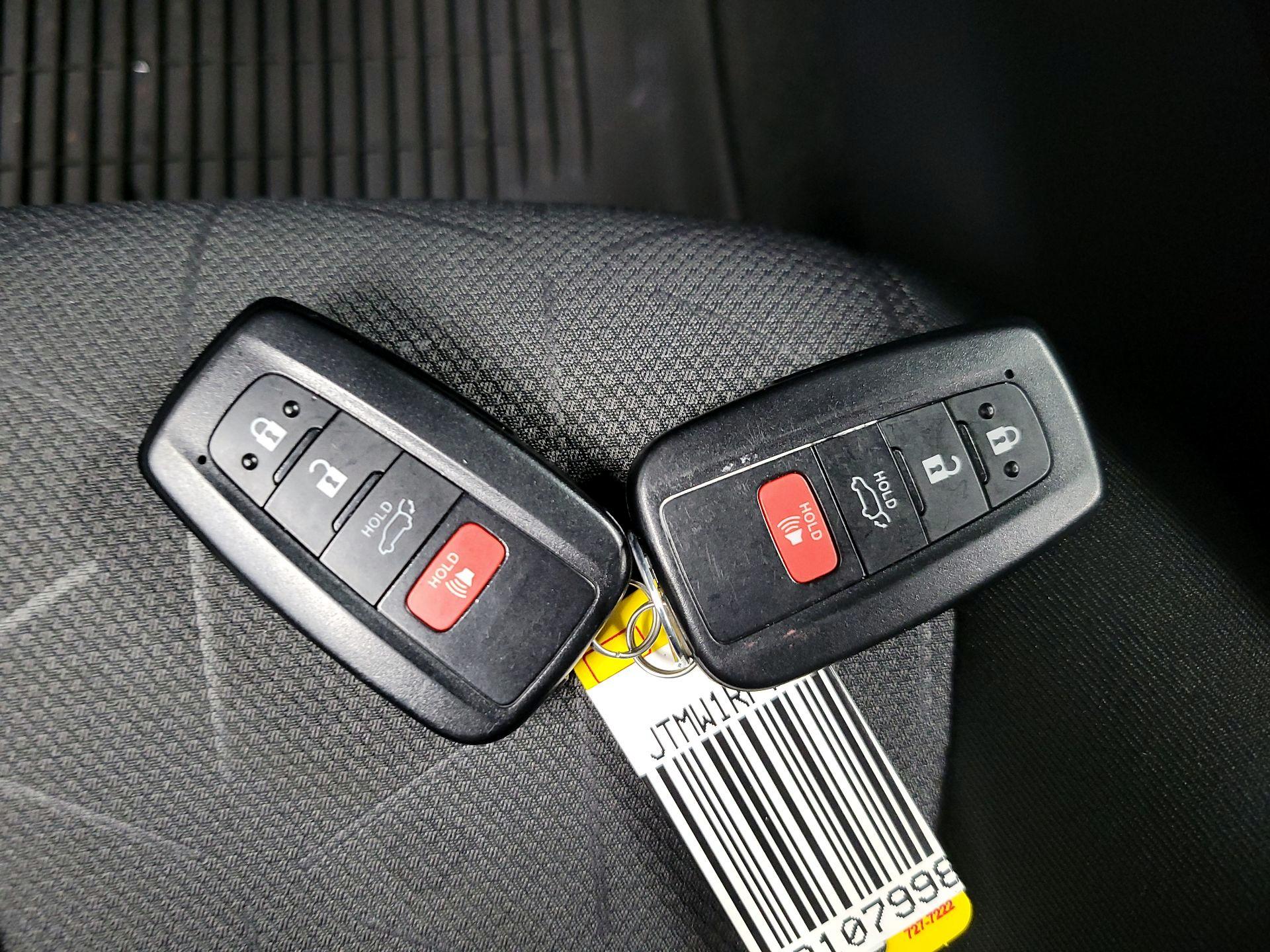 Thumbnail: 2023 Toyota RAV4 - 19