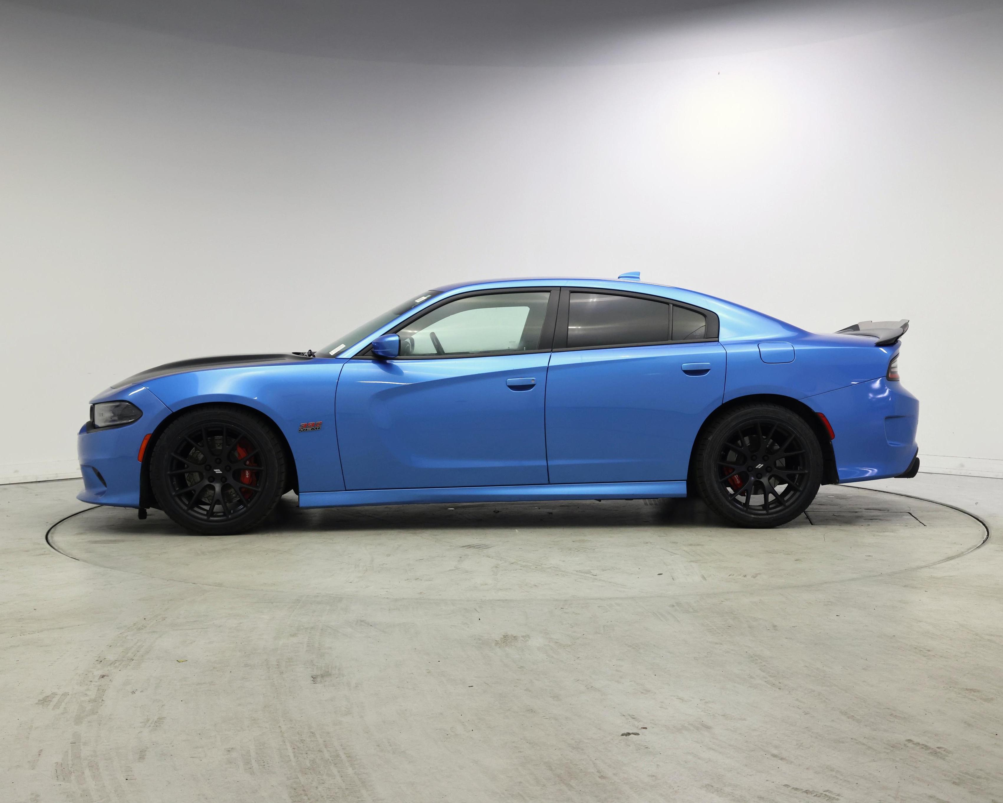 Thumbnail: 2019 Dodge Charger - 3