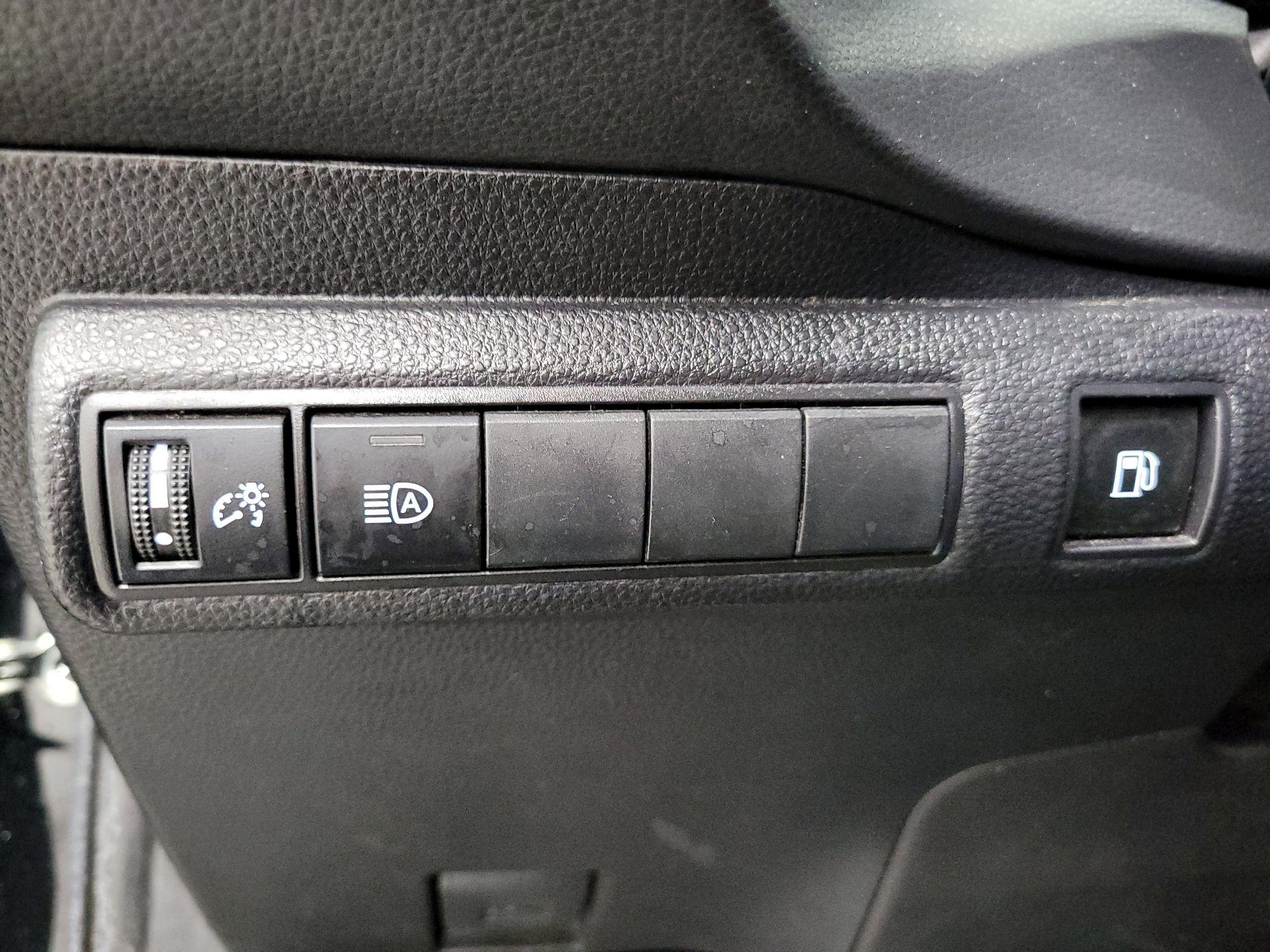 Thumbnail: 2024 Toyota Corolla - 13