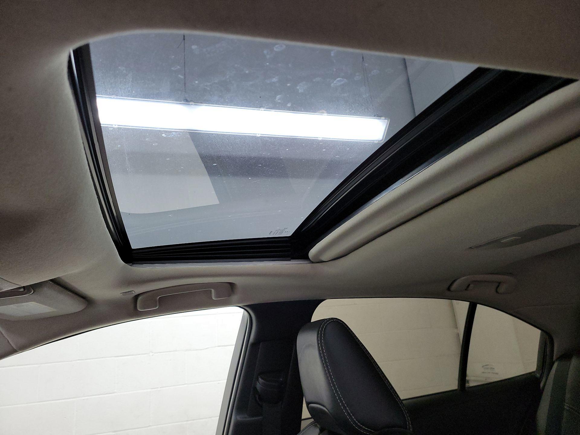 Thumbnail: 2024 Toyota Corolla - 19