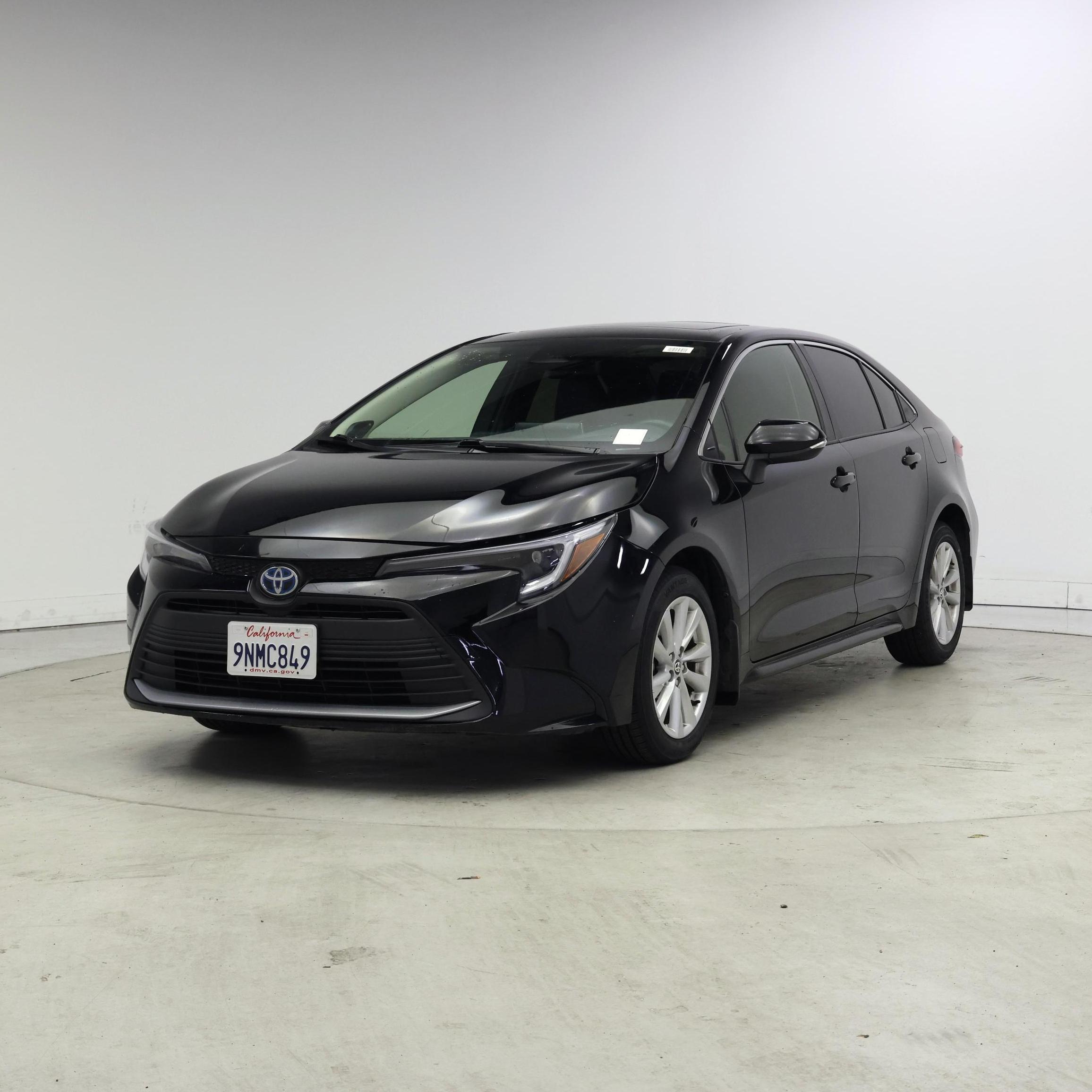 Thumbnail: 2024 Toyota Corolla - 4