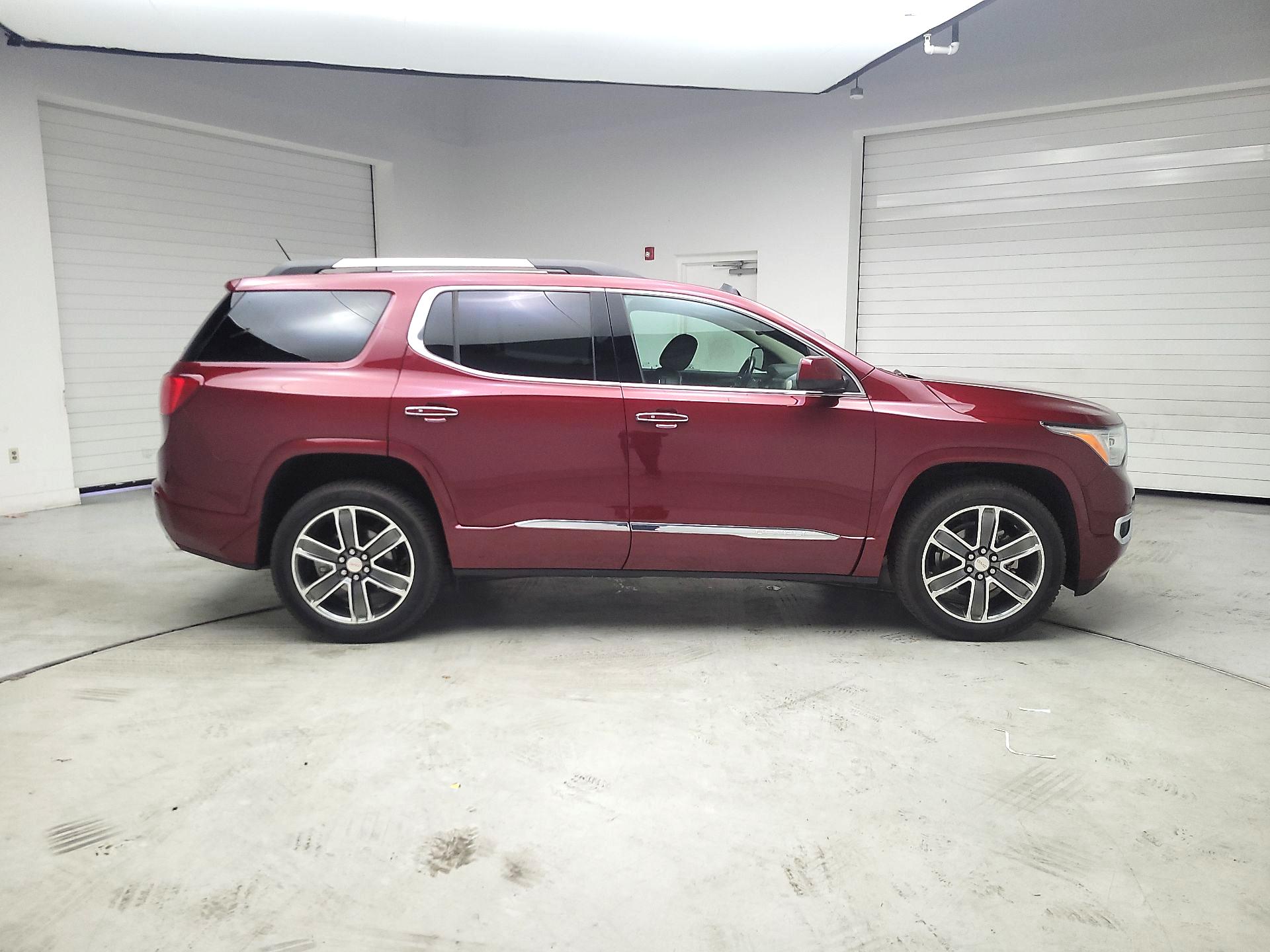 Thumbnail: 2018 GMC Acadia - 4