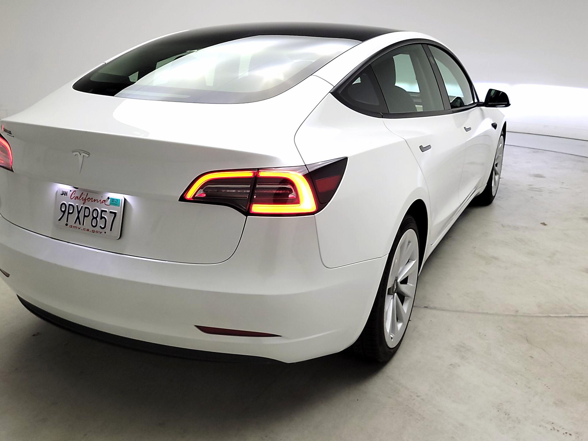 Thumbnail: 2023 Tesla Model 3 - 5