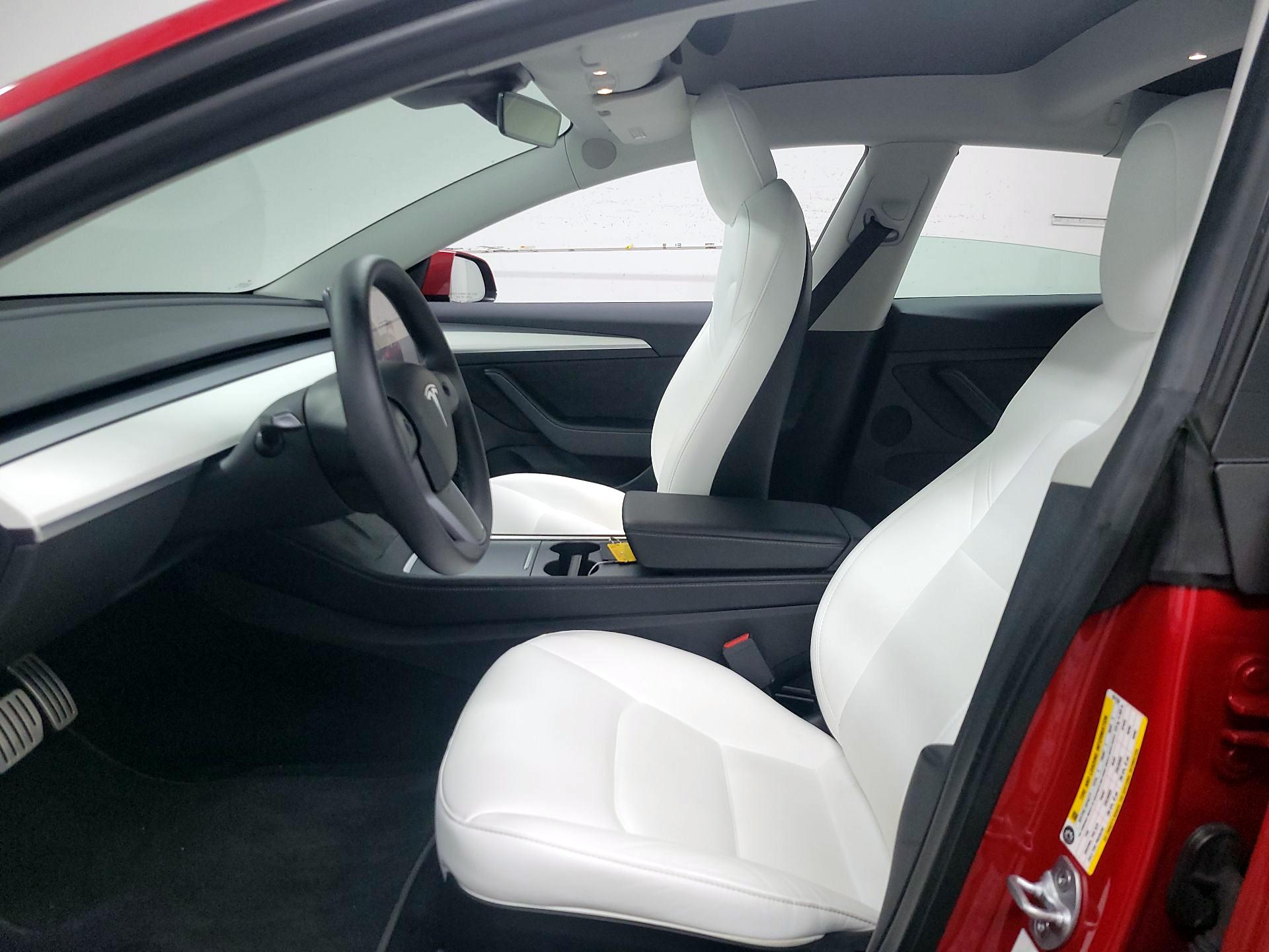 Thumbnail: 2022 Tesla Model 3 - 9