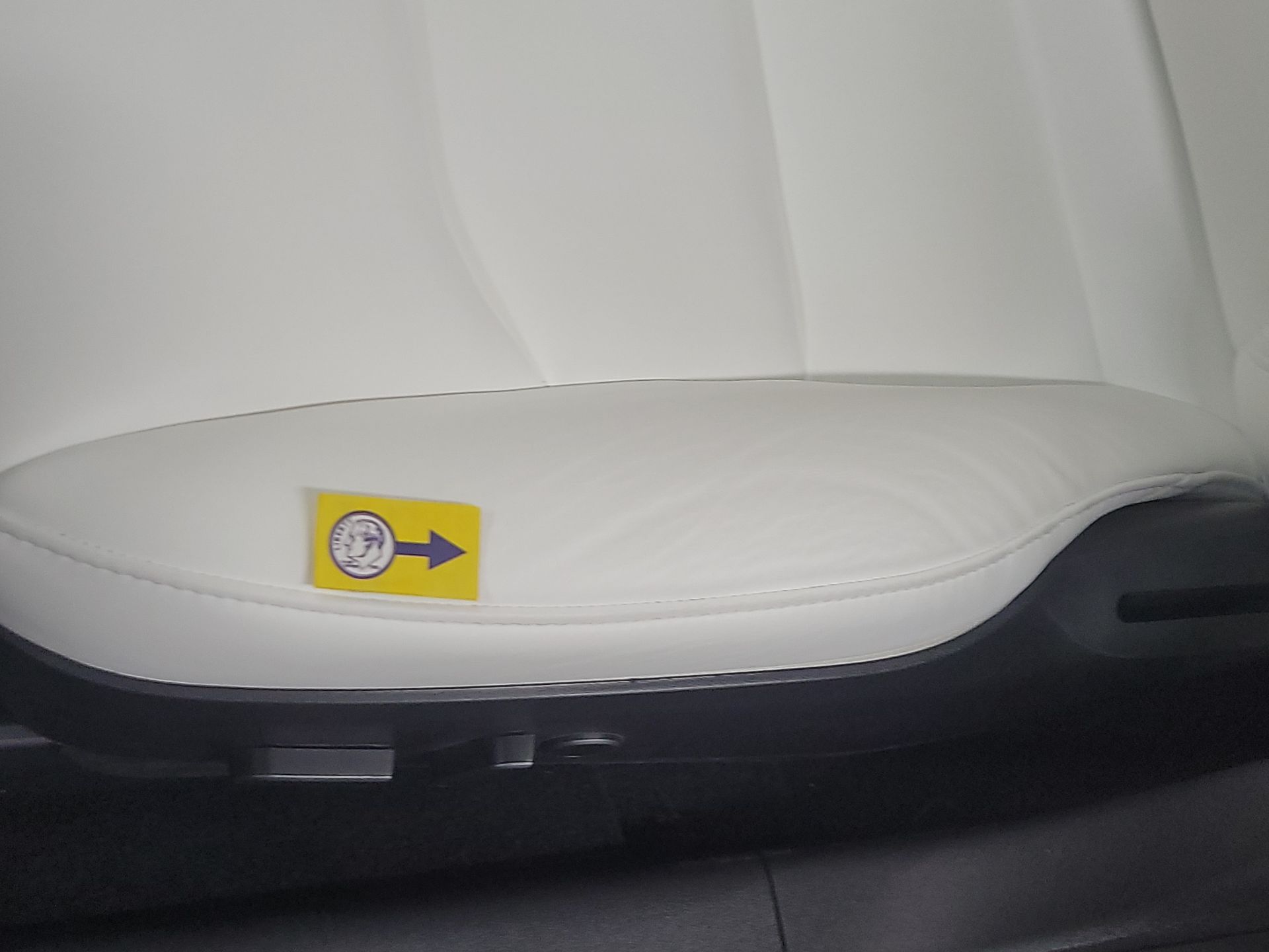 Thumbnail: 2022 Tesla Model 3 - 20