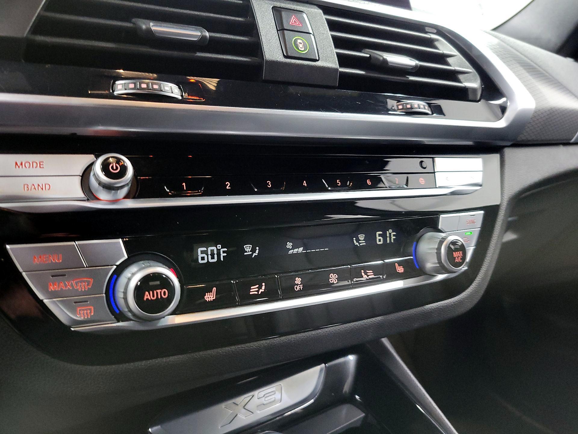 Thumbnail: 2021 BMW X3 - 12