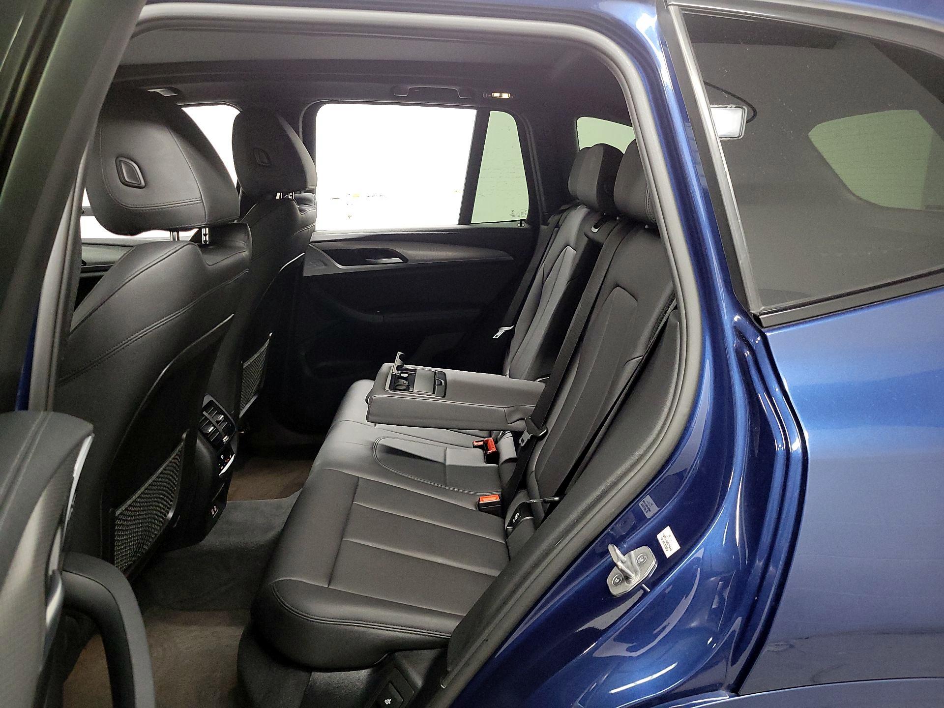 Thumbnail: 2021 BMW X3 - 14