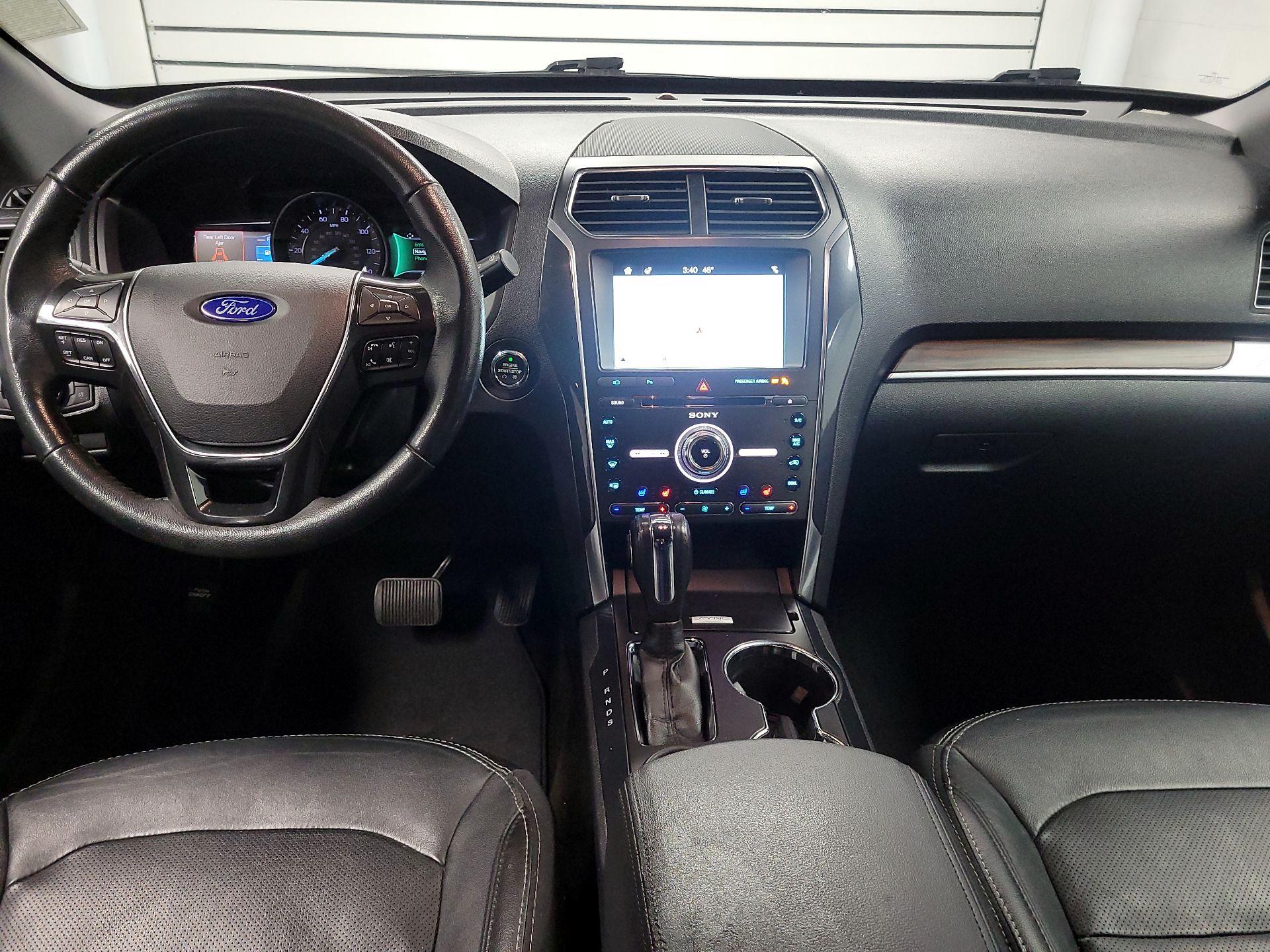 Thumbnail: 2018 Ford Explorer - 8