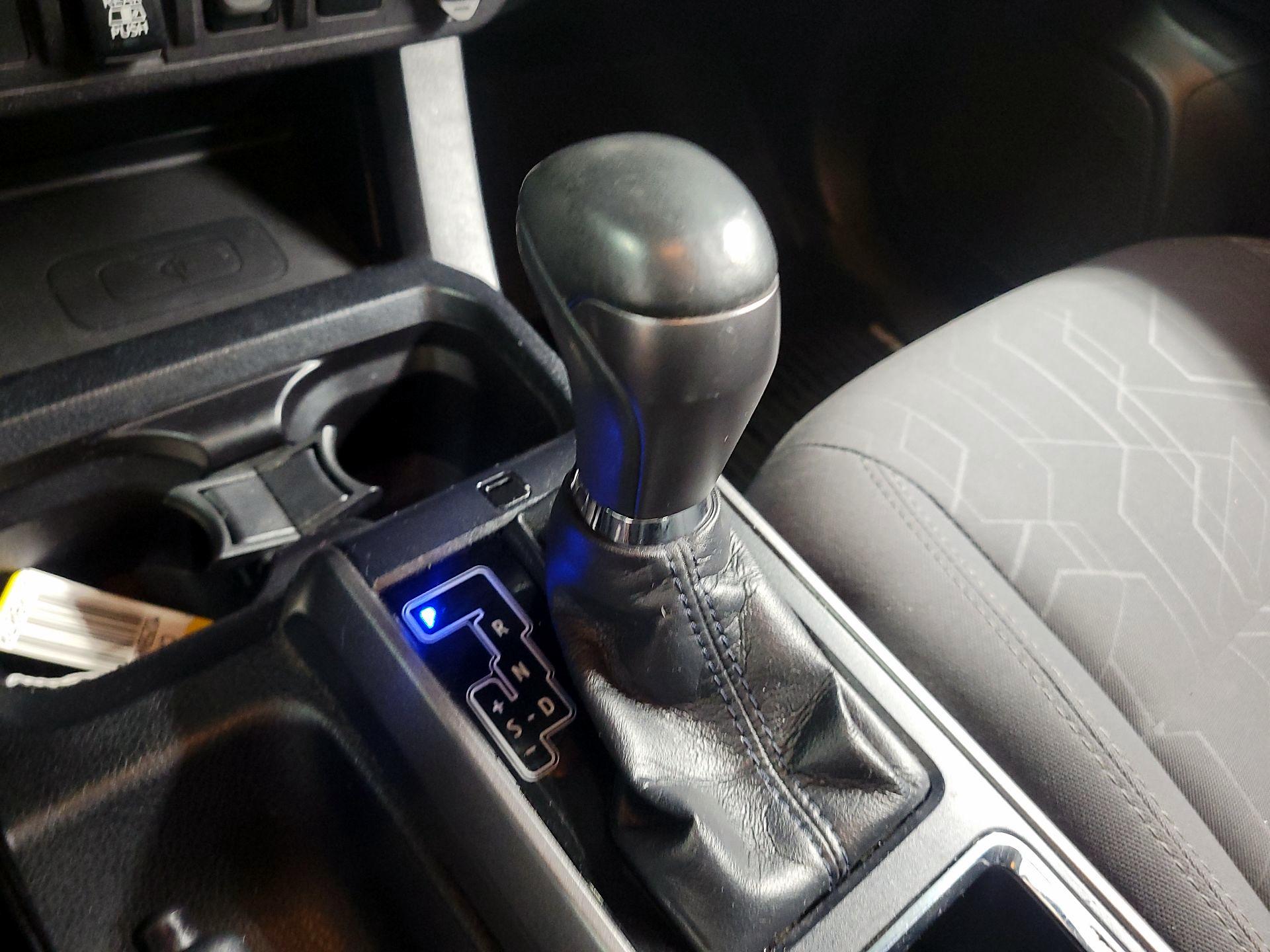 Thumbnail: 2019 Toyota Tacoma - 14