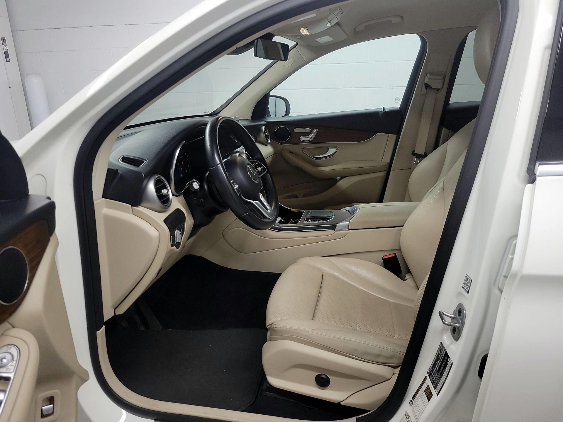 Thumbnail: 2022 Mercedes-Benz GLC - 9