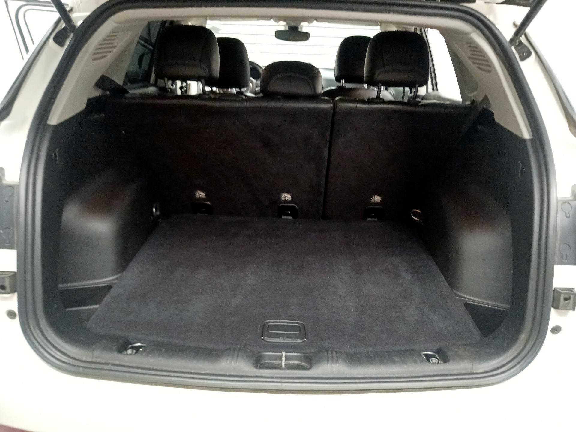 Thumbnail: 2018 Jeep Compass - 18