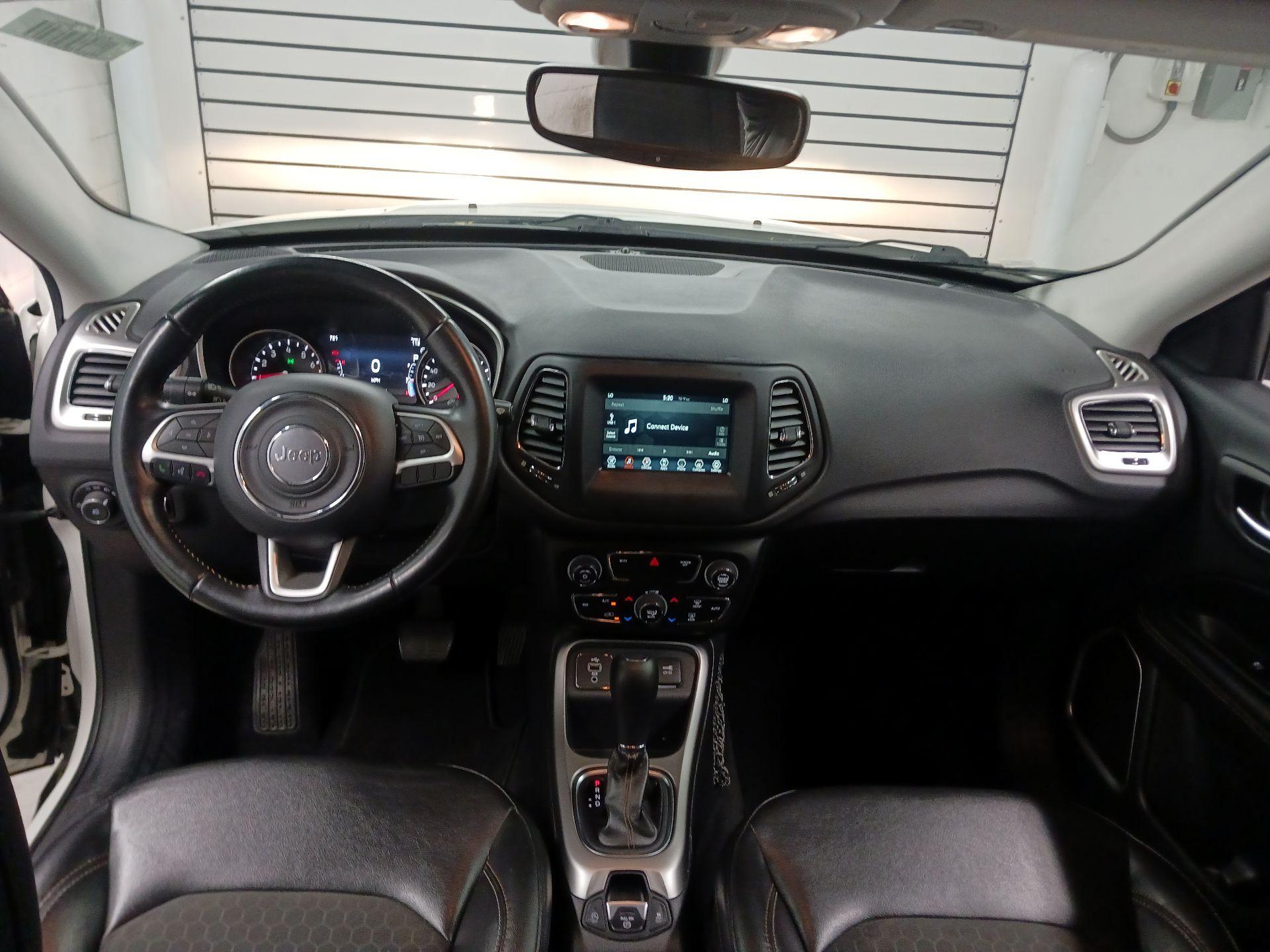 Thumbnail: 2018 Jeep Compass - 8