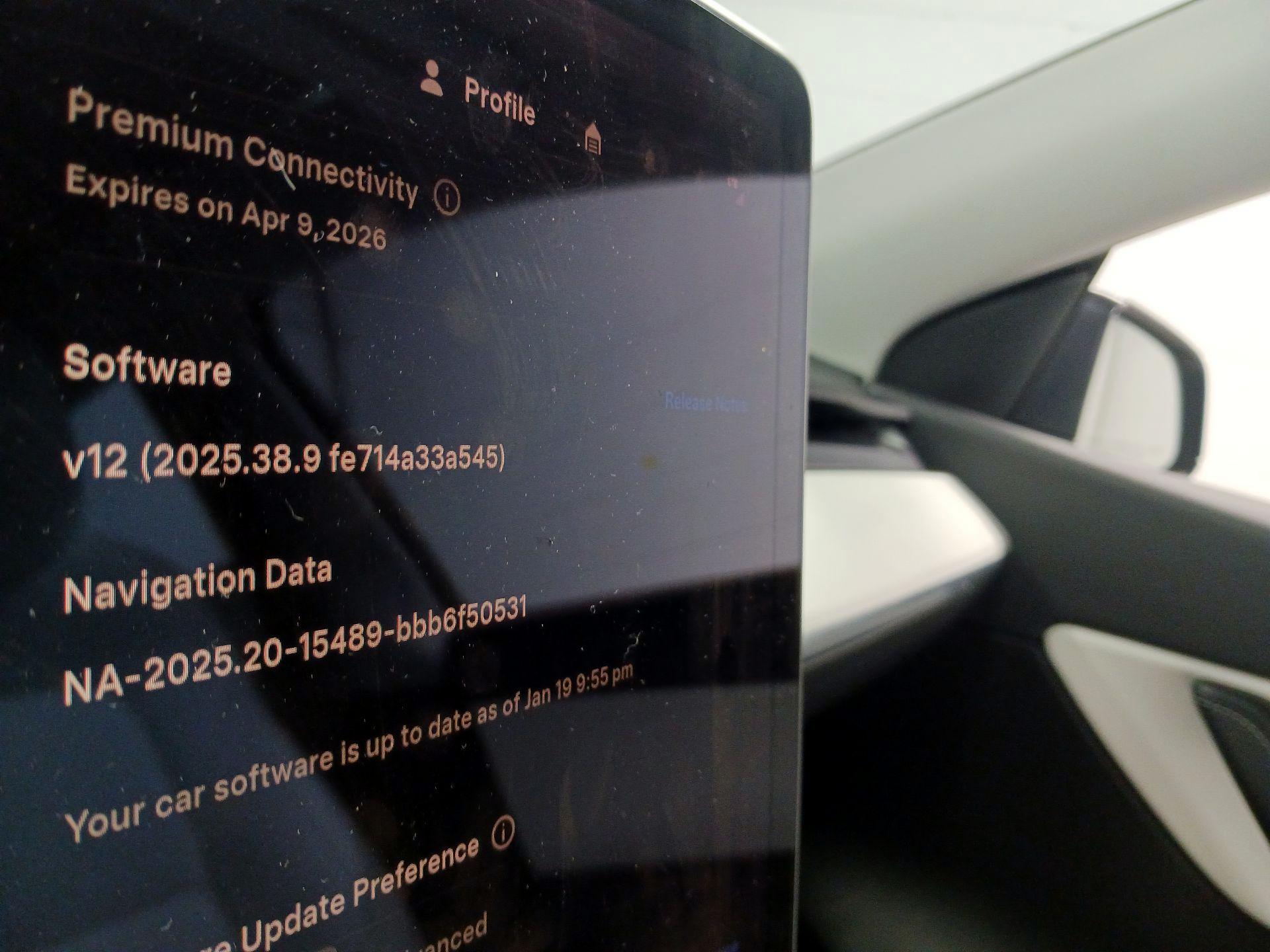 Thumbnail: 2022 Tesla Model Y - 15