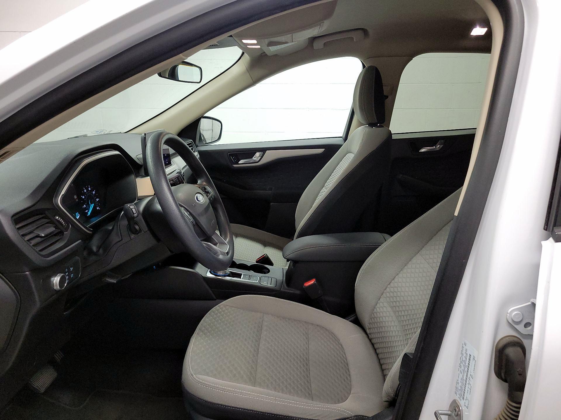 Thumbnail: 2020 Ford Escape - 9