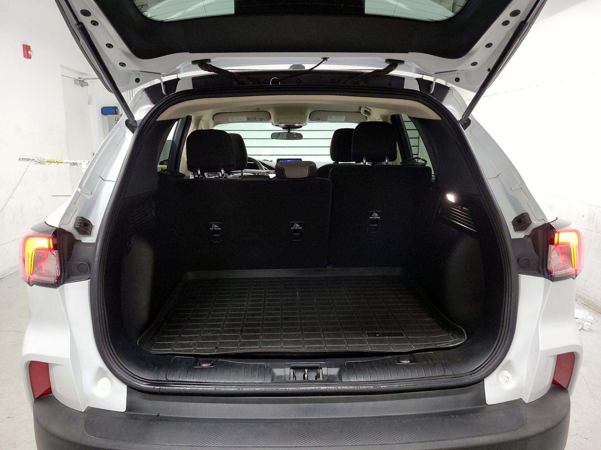 Thumbnail: 2020 Ford Escape - 16