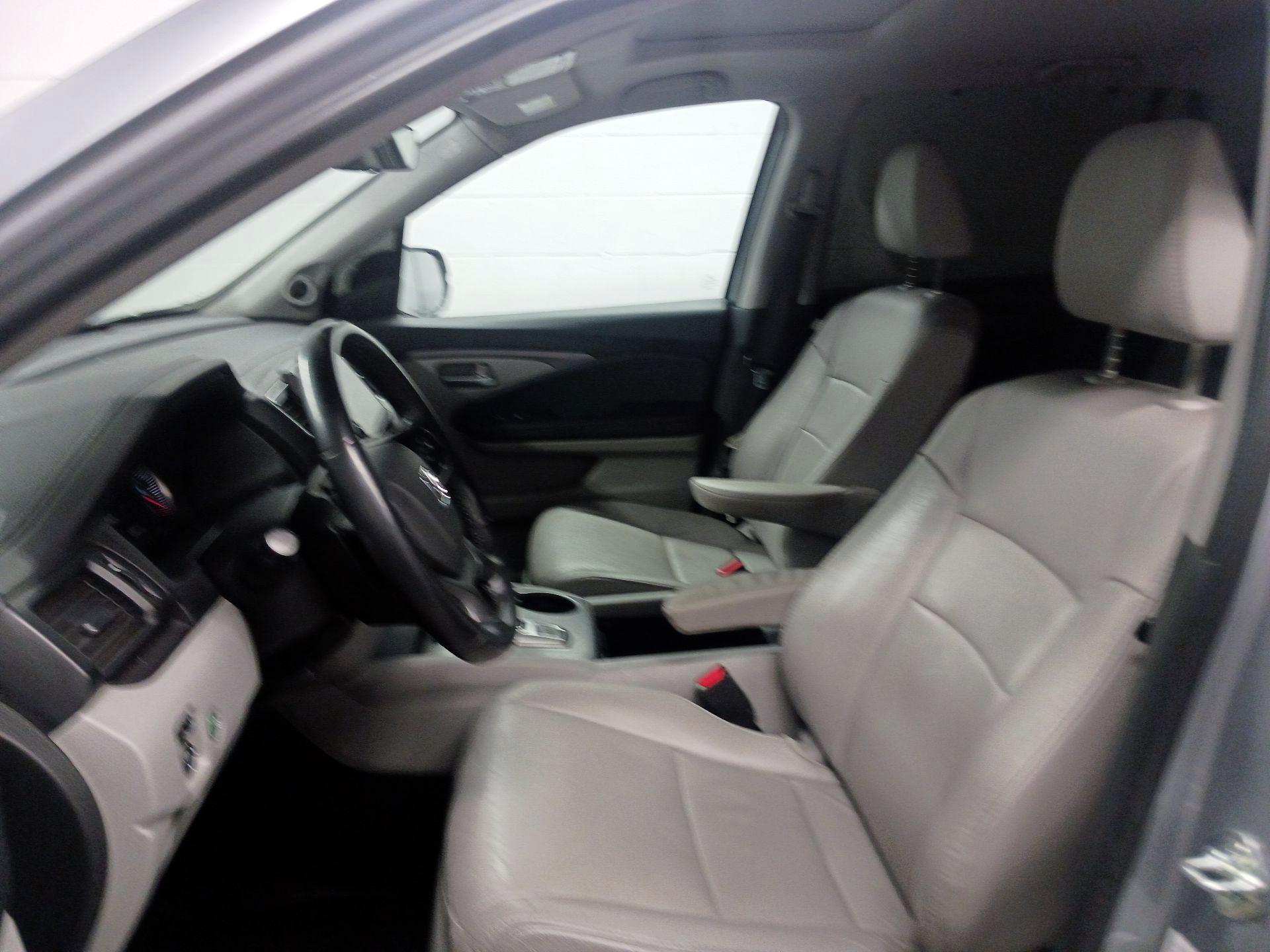 Thumbnail: 2021 Honda Pilot - 9