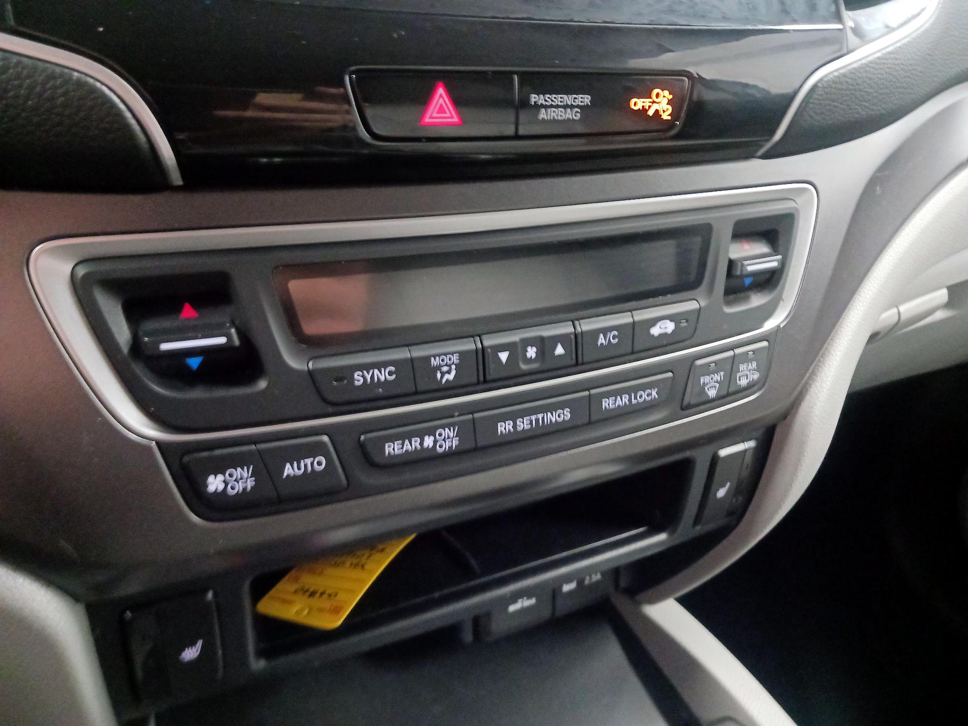 Thumbnail: 2021 Honda Pilot - 12