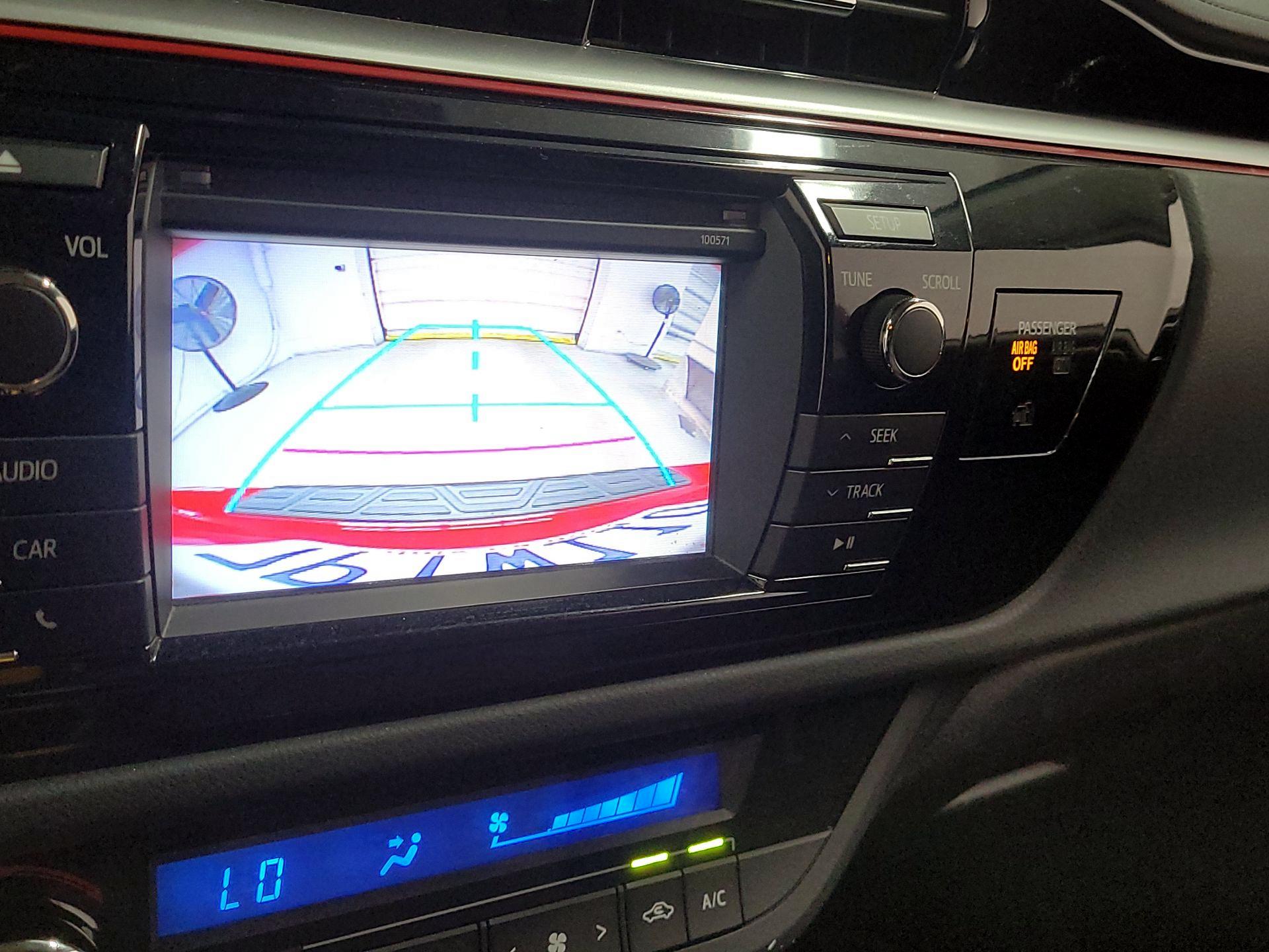 Thumbnail: 2016 Toyota Corolla - 12